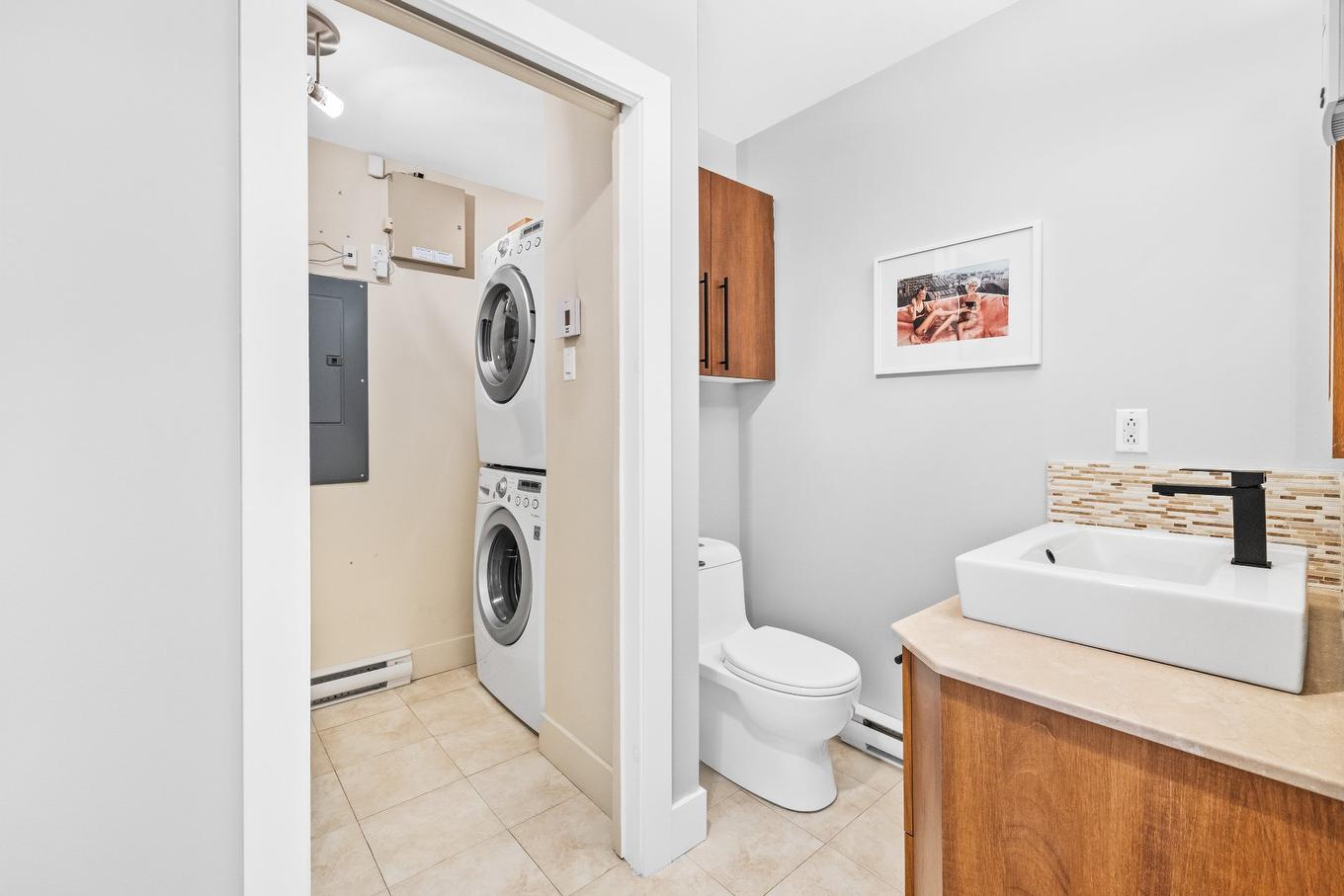 Salle de lavage - 0755 Rue Charlevoix, Montréal (Le Sud-Ouest), QC - Indoor Photo Showing Laundry Room