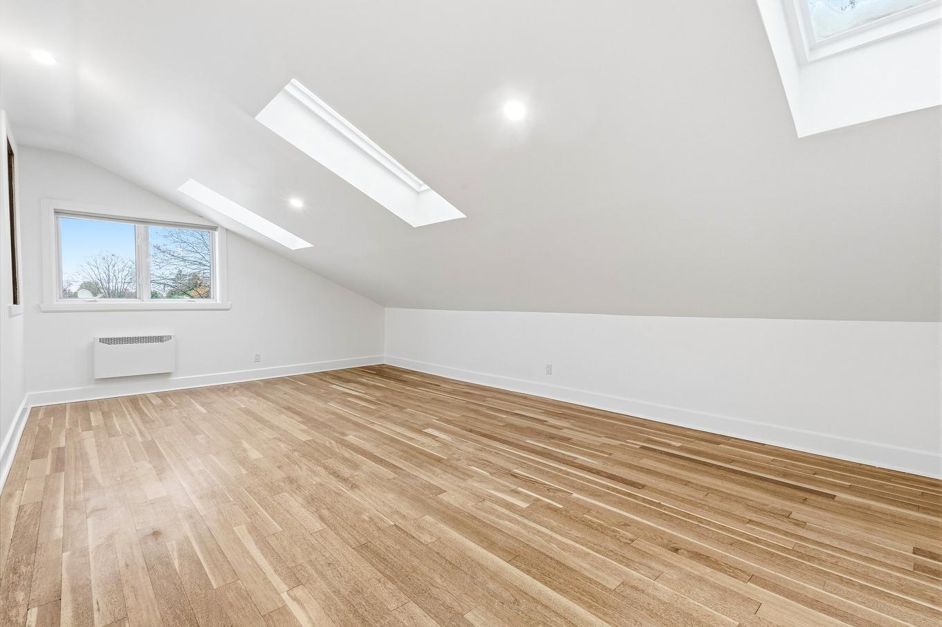 Chambre à coucher - 3128 Rue Girouard, Laval (Fabreville), QC - Indoor Photo Showing Other Room