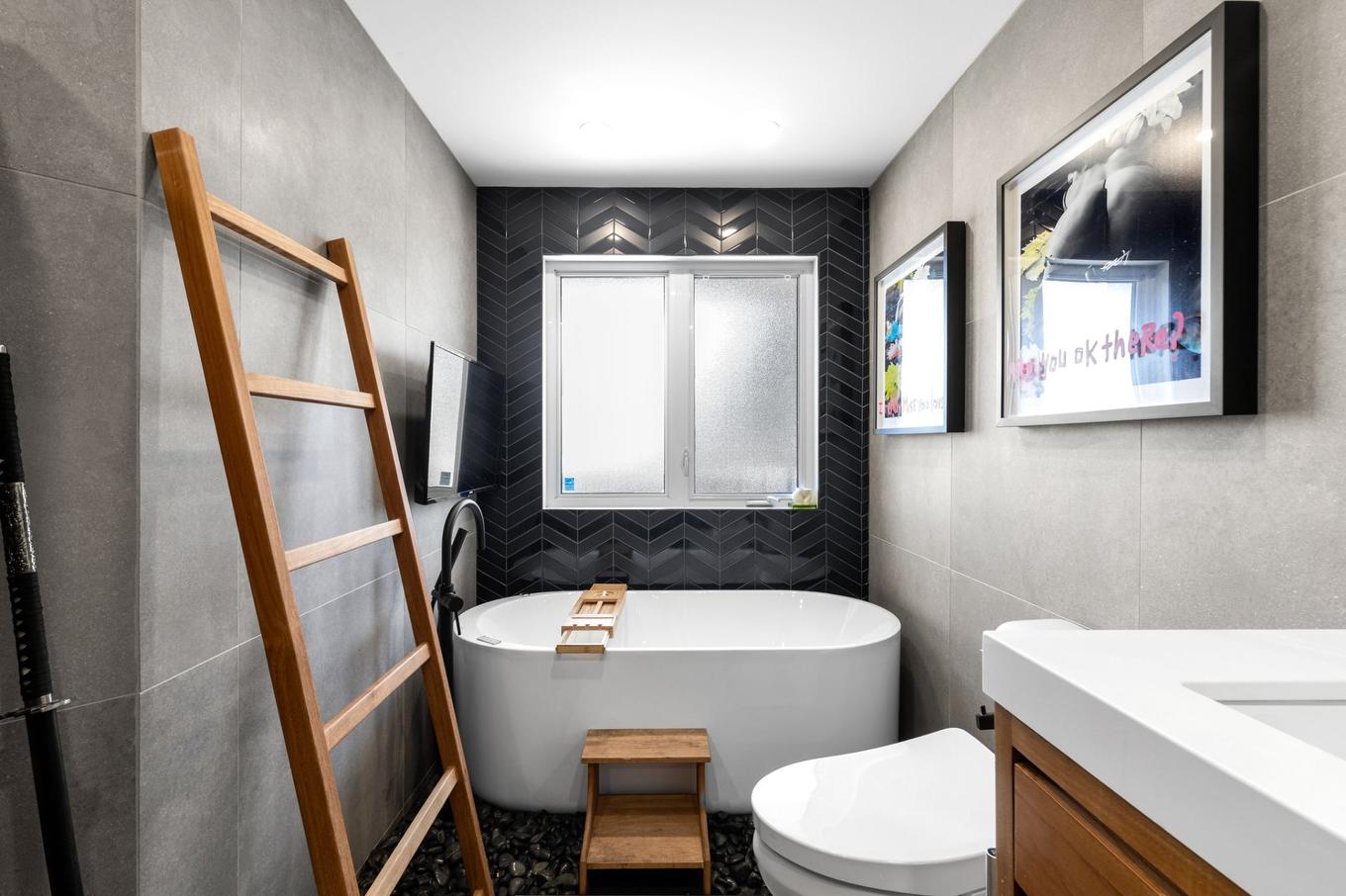 Salle de bains attenante à la CCP - 3128 Rue Girouard, Laval (Fabreville), QC - Indoor Photo Showing Bathroom