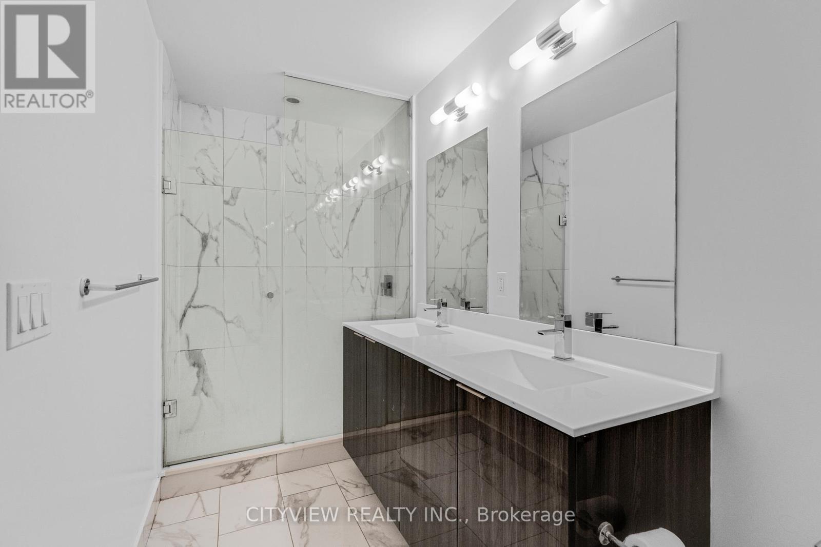 4510 - 20 Shore Breeze Drive, Toronto, ON - Indoor Photo Showing Bathroom