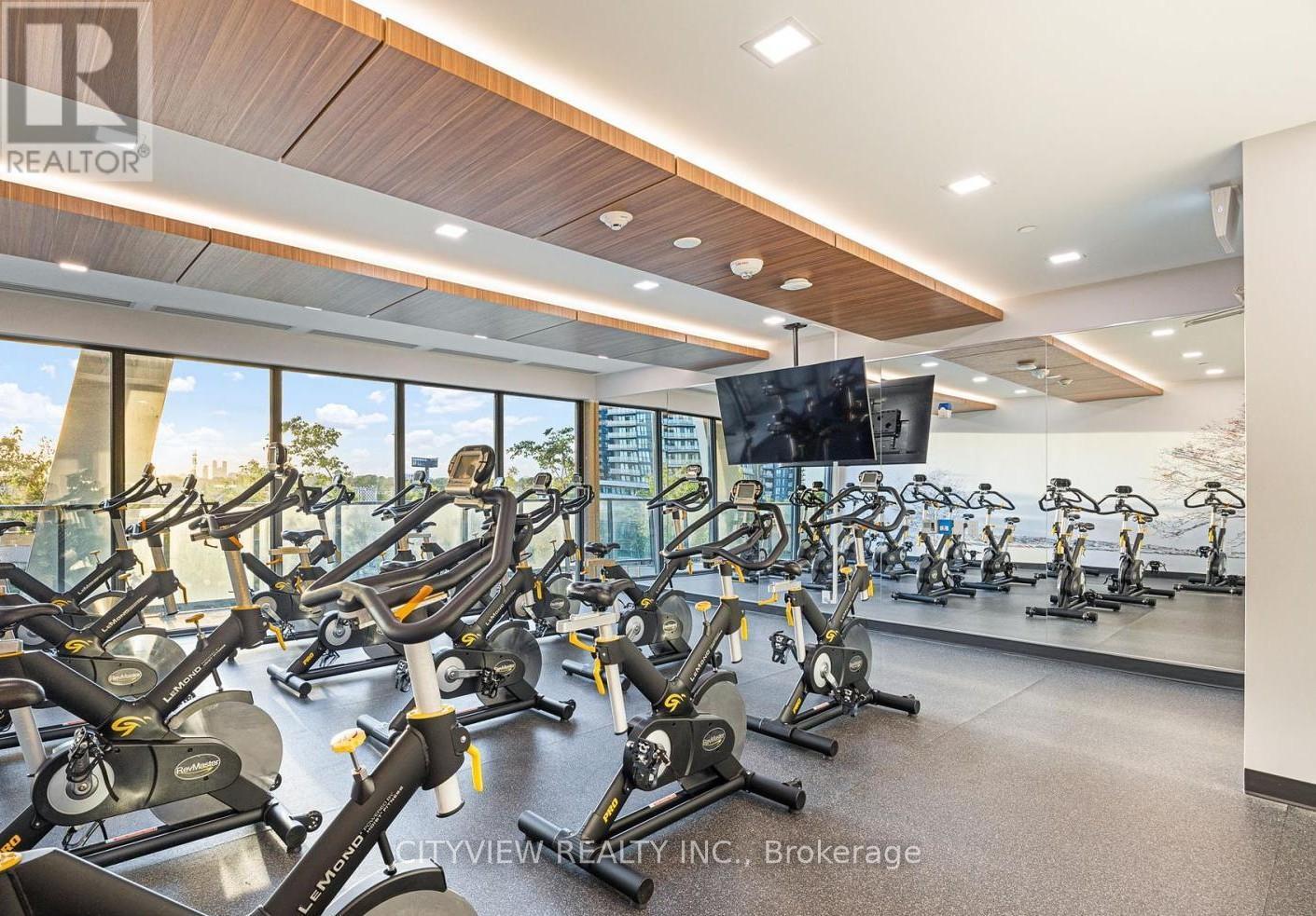 4510 - 20 Shore Breeze Drive, Toronto, ON - Indoor Photo Showing Gym Room