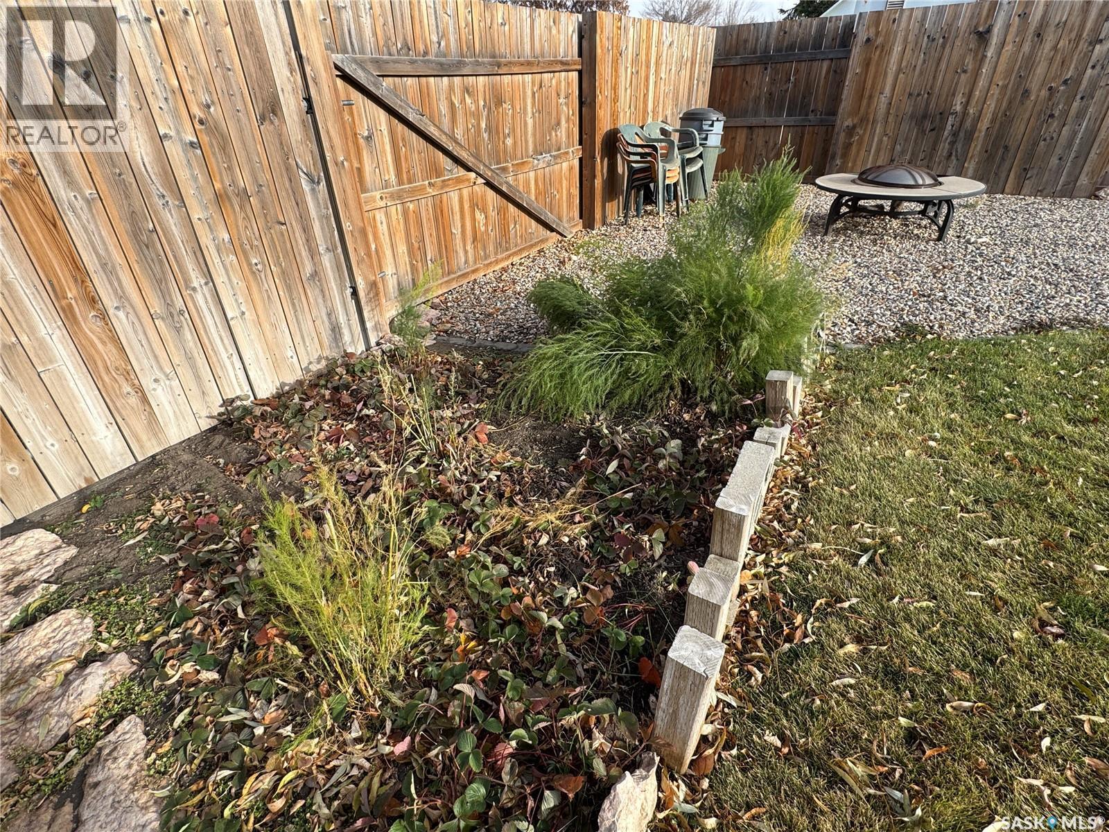 501 7Th Avenue W, Biggar, SK -