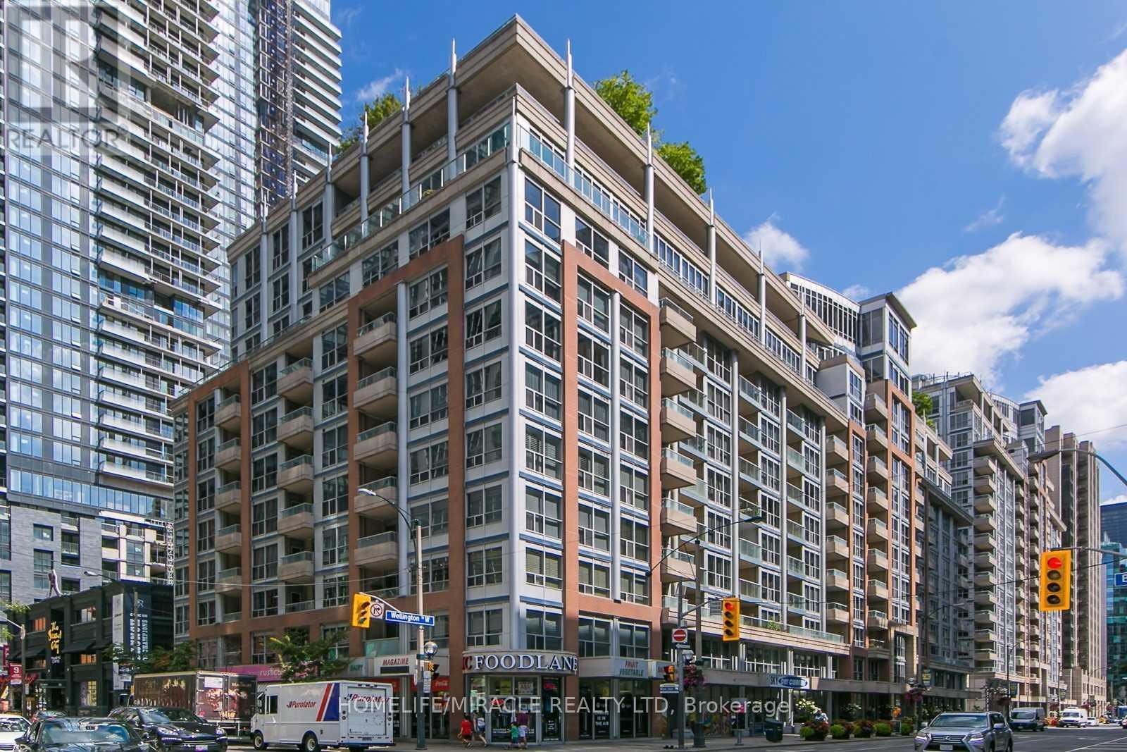 Ph09 - 270 Wellington Street W, Toronto, ON - Outdoor With Facade