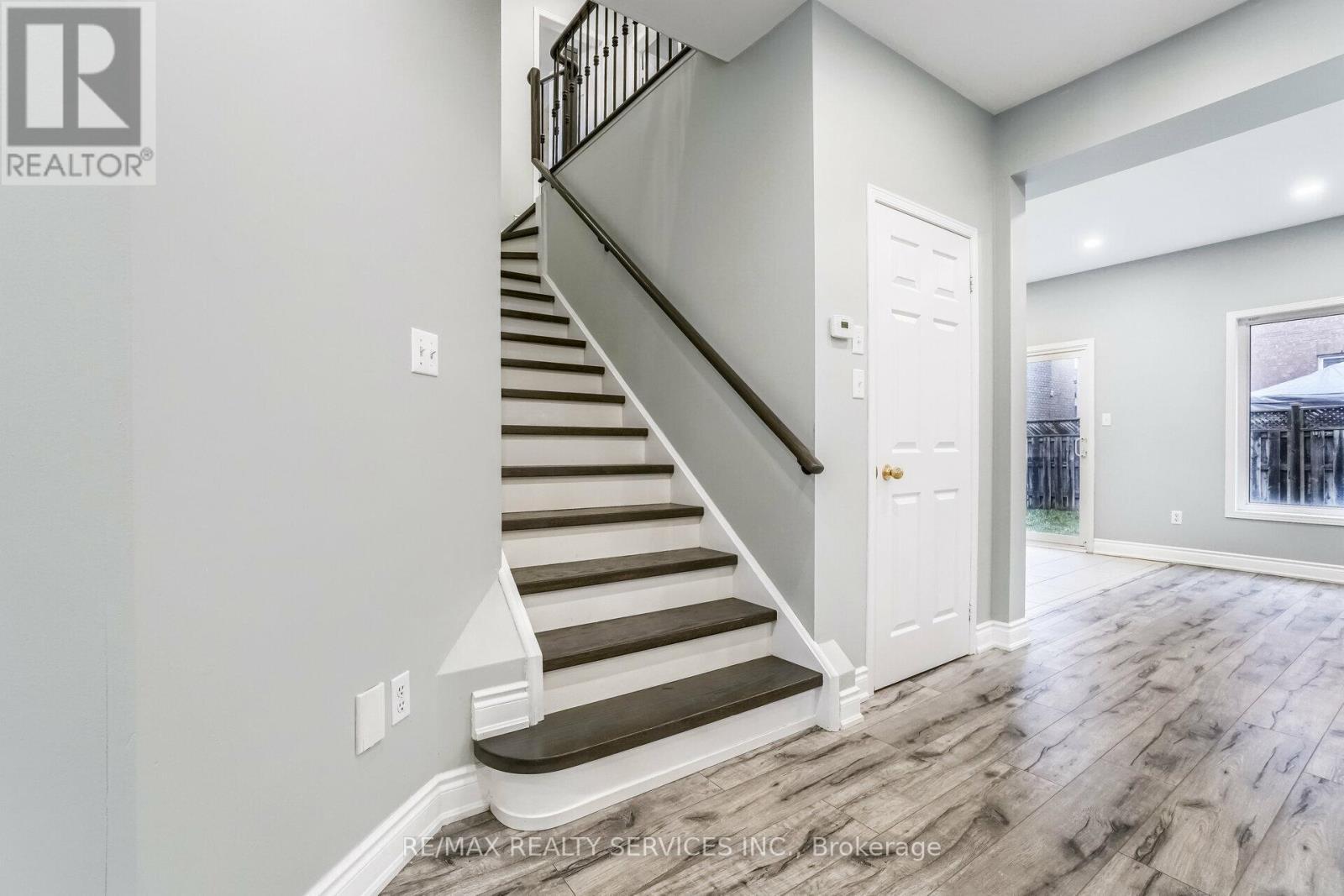 Upper - 15 Masters Green Crescent, Brampton, ON - Indoor Photo Showing Other Room