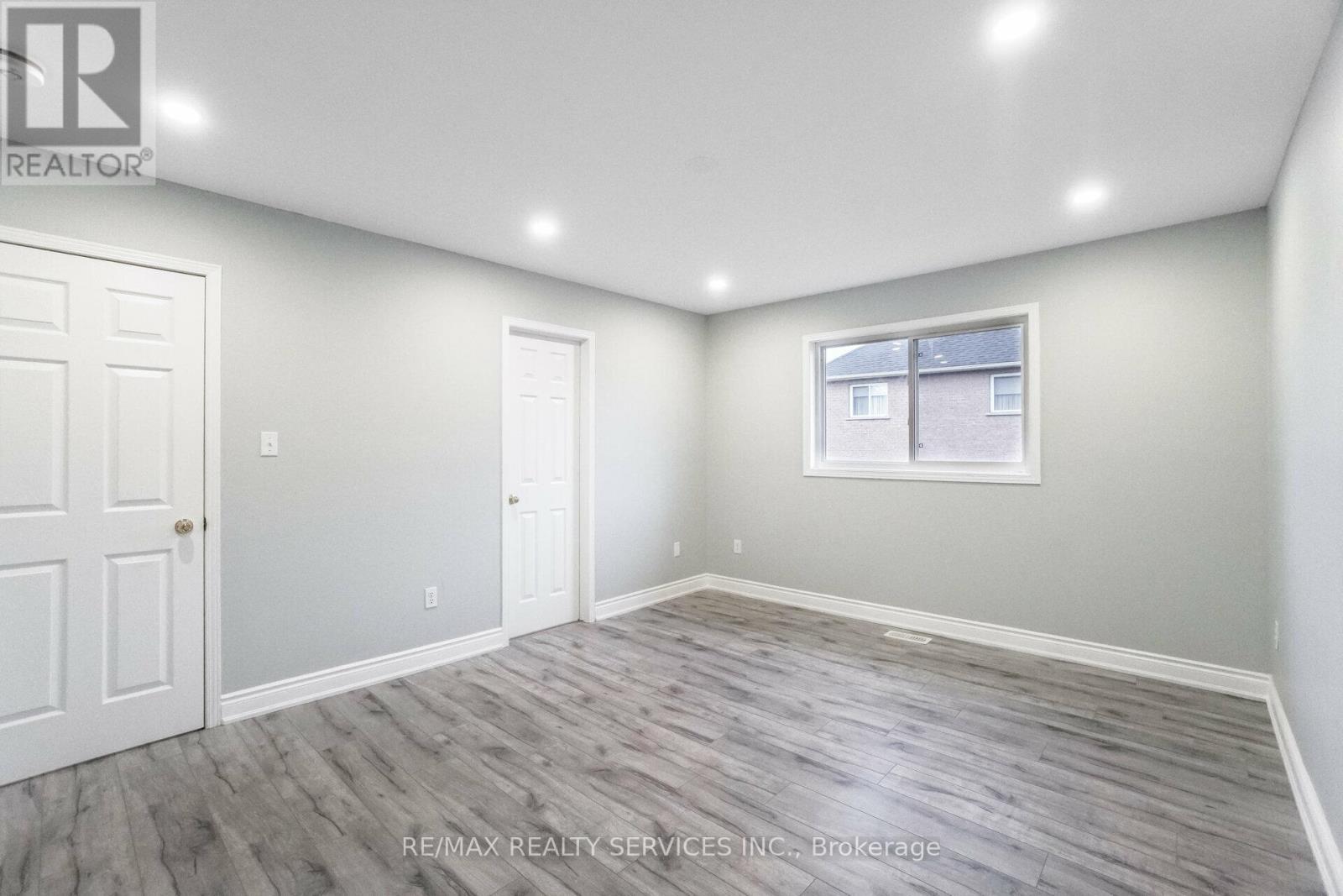 Upper - 15 Masters Green Crescent, Brampton, ON - Indoor Photo Showing Other Room