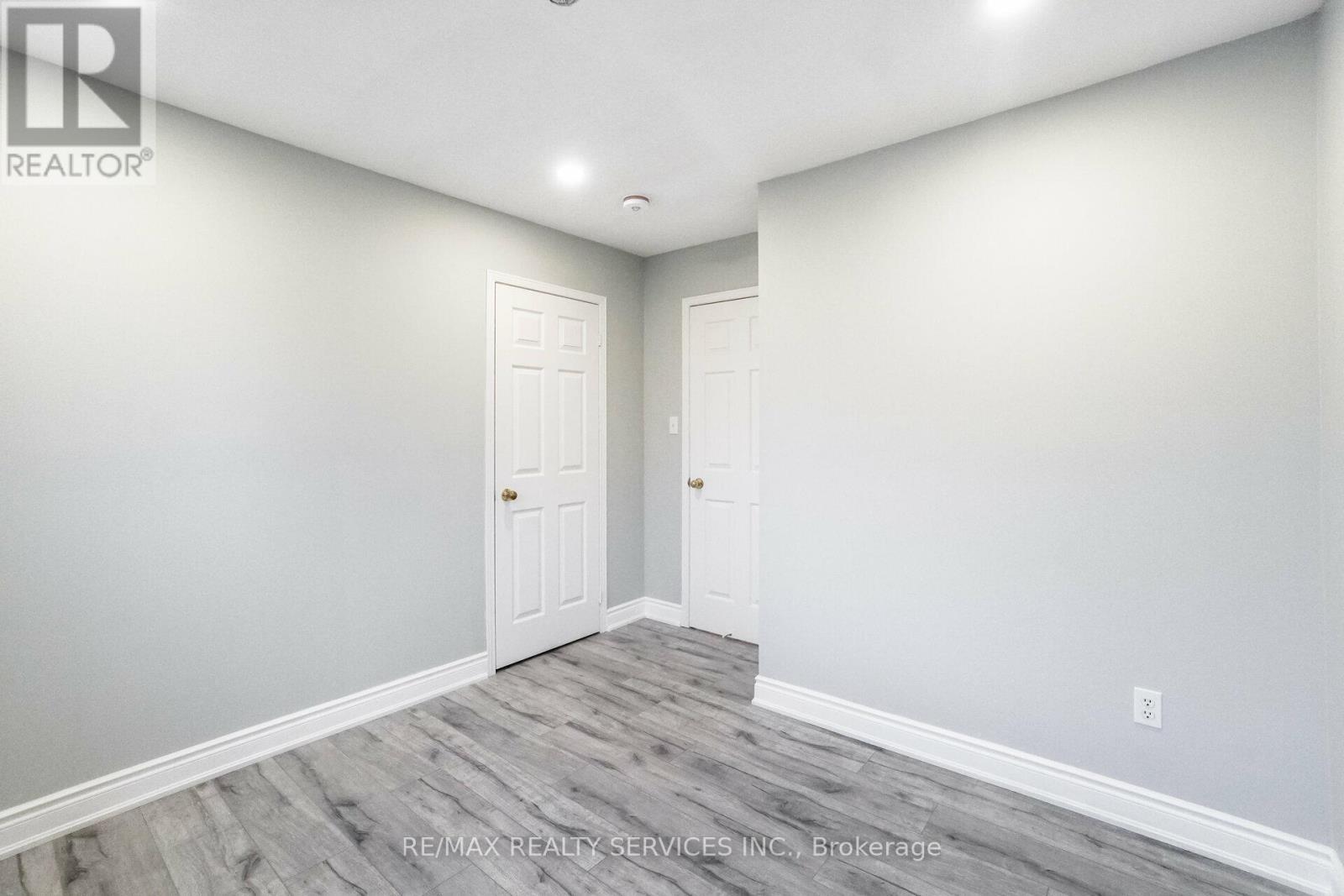 Upper - 15 Masters Green Crescent, Brampton, ON - Indoor Photo Showing Other Room