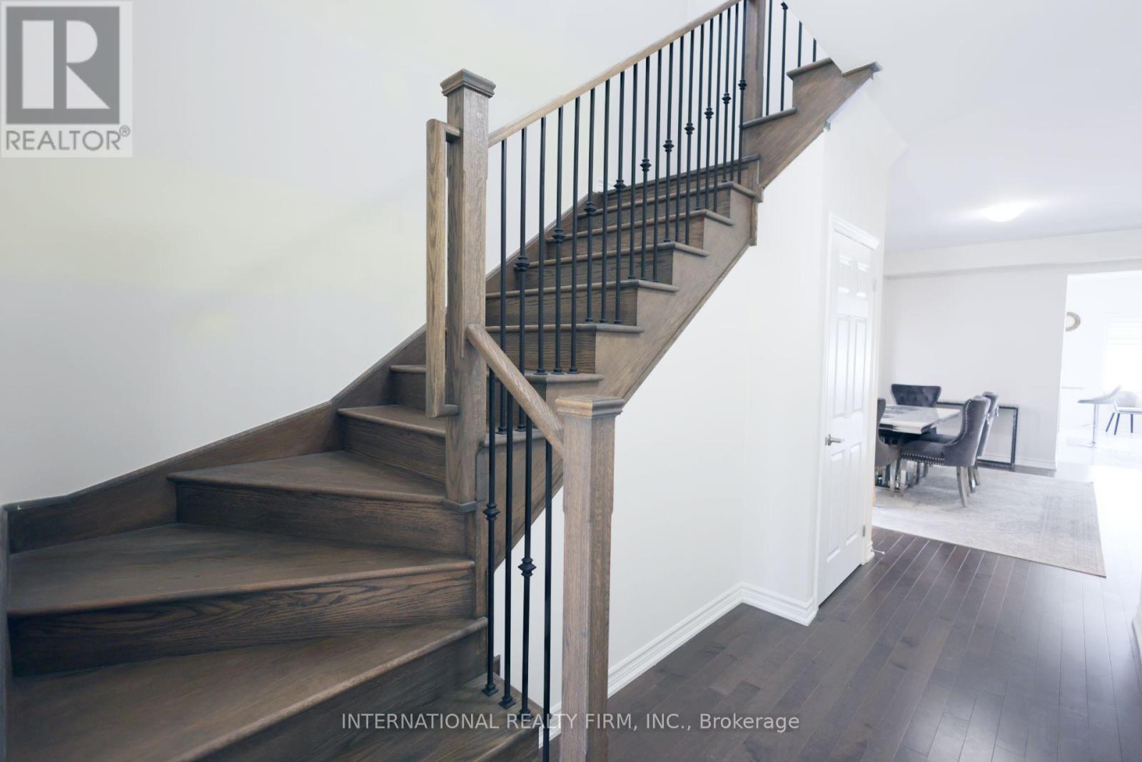 327 Northglen Blvd Boulevard, Clarington, ON - Indoor Photo Showing Other Room