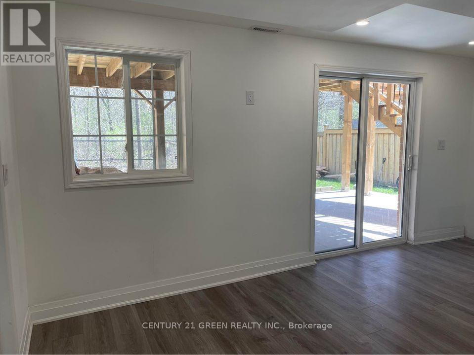 Lower - 1210 Fox Crescent, Milton, ON - Indoor Photo Showing Other Room