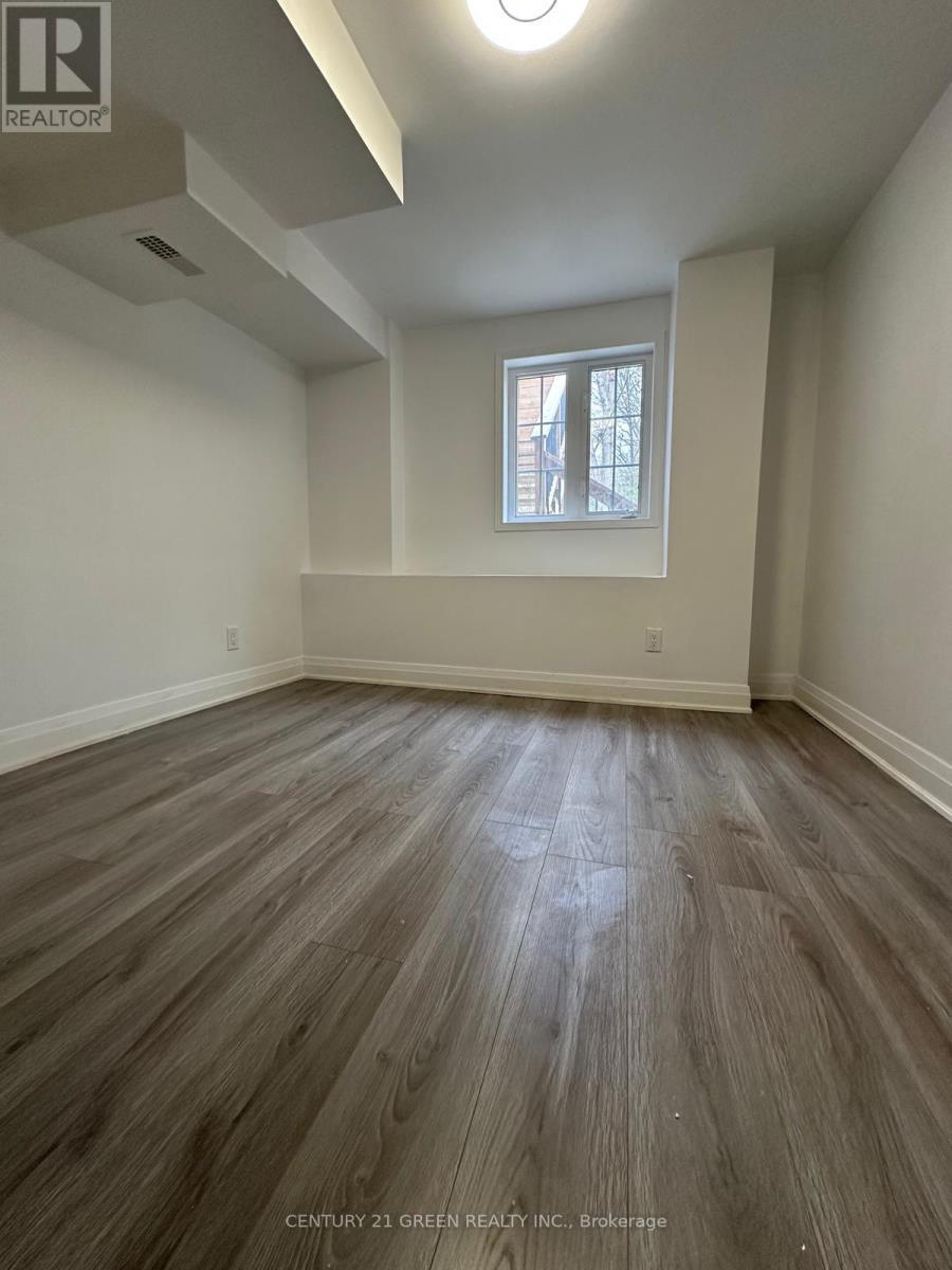 Lower - 1210 Fox Crescent, Milton, ON - Indoor Photo Showing Other Room