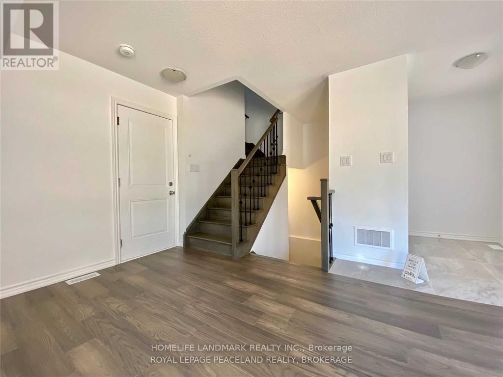 2485 Badger Crescent, Oakville, ON - Indoor Photo Showing Other Room