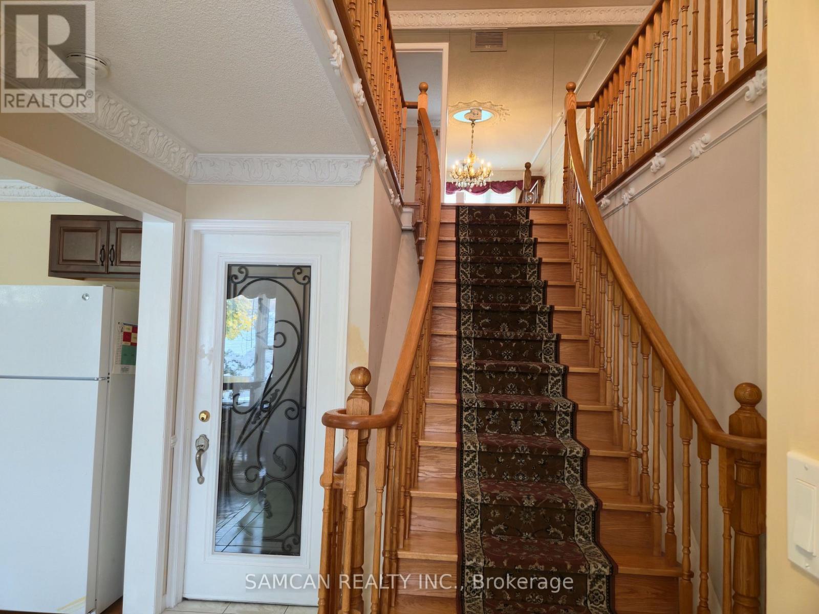 2 - 2470 Wynten Way, Oakville, ON - Indoor Photo Showing Other Room