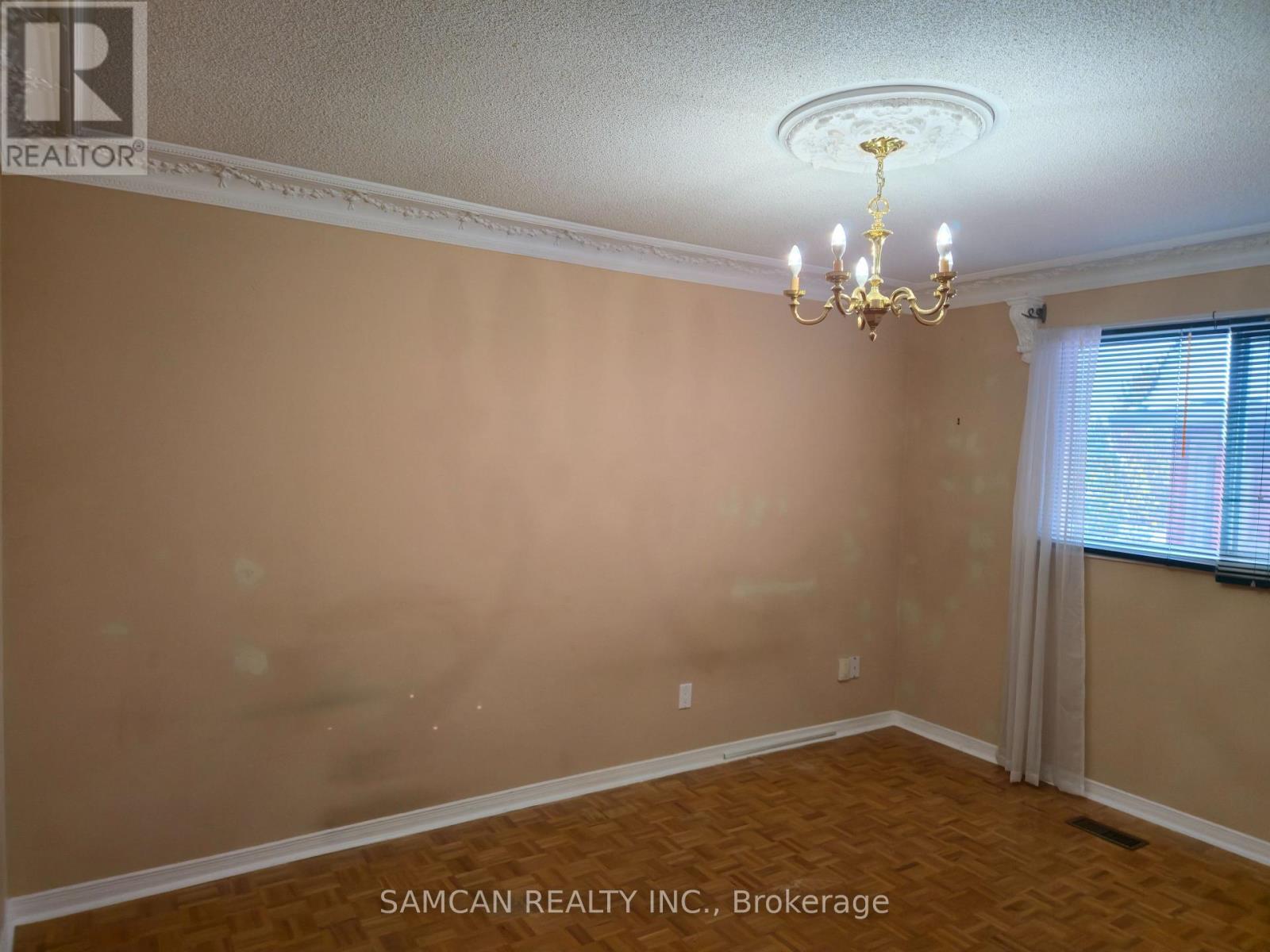 2 - 2470 Wynten Way, Oakville, ON - Indoor Photo Showing Other Room