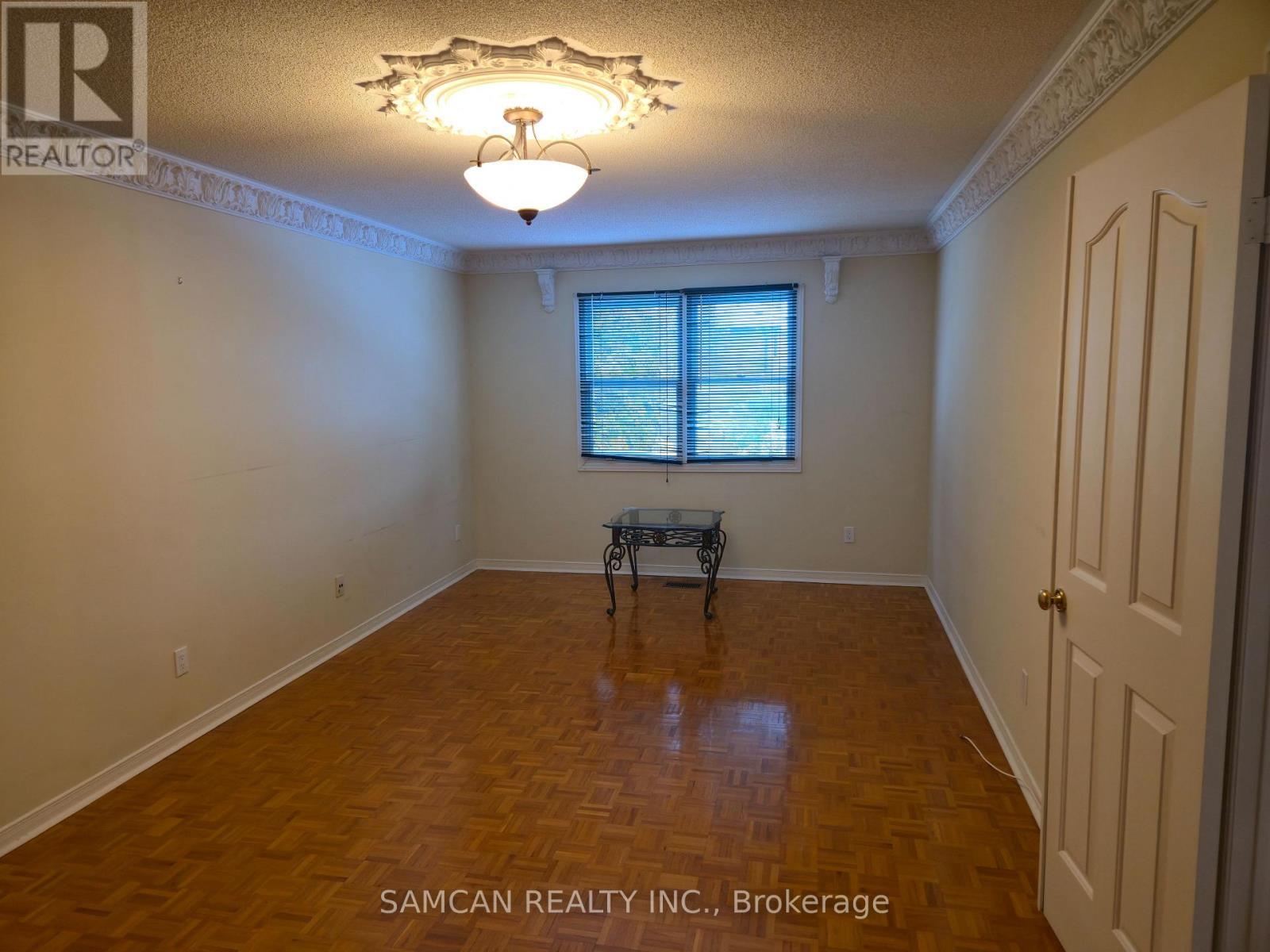 2 - 2470 Wynten Way, Oakville, ON - Indoor Photo Showing Other Room