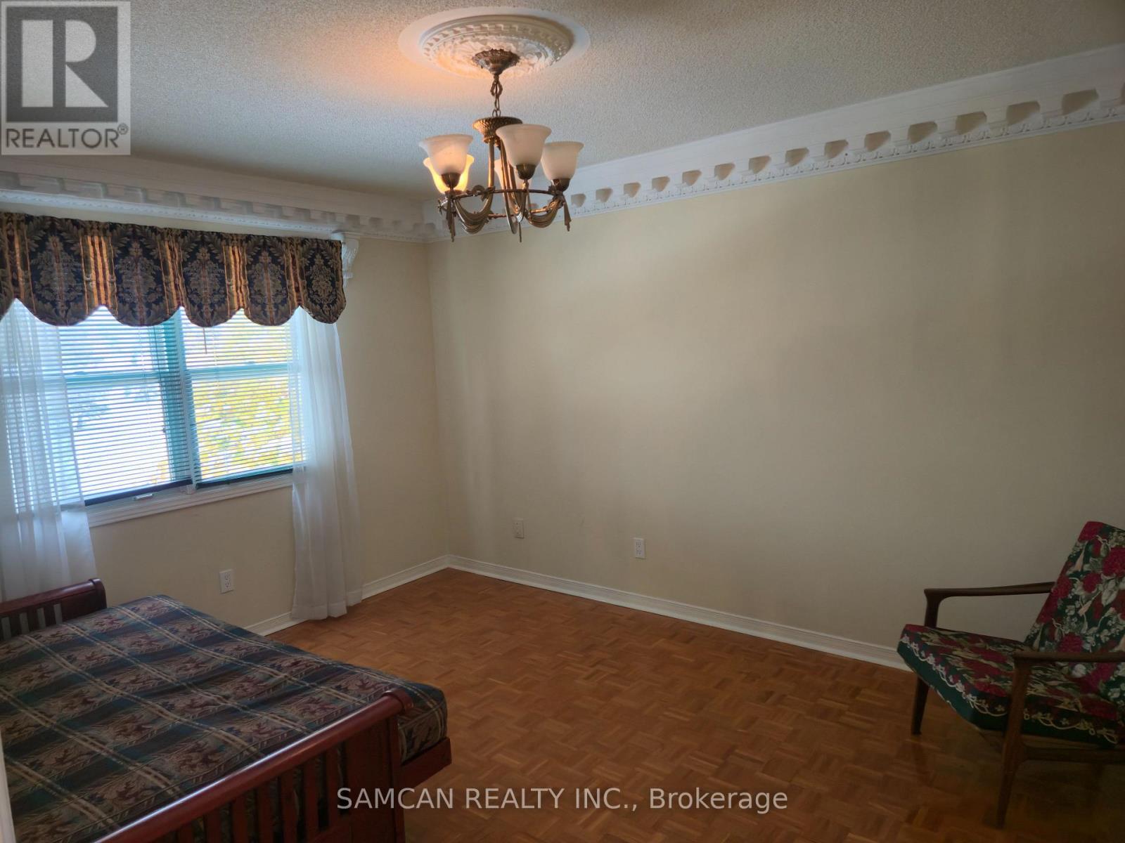 2 - 2470 Wynten Way, Oakville, ON - Indoor Photo Showing Bedroom