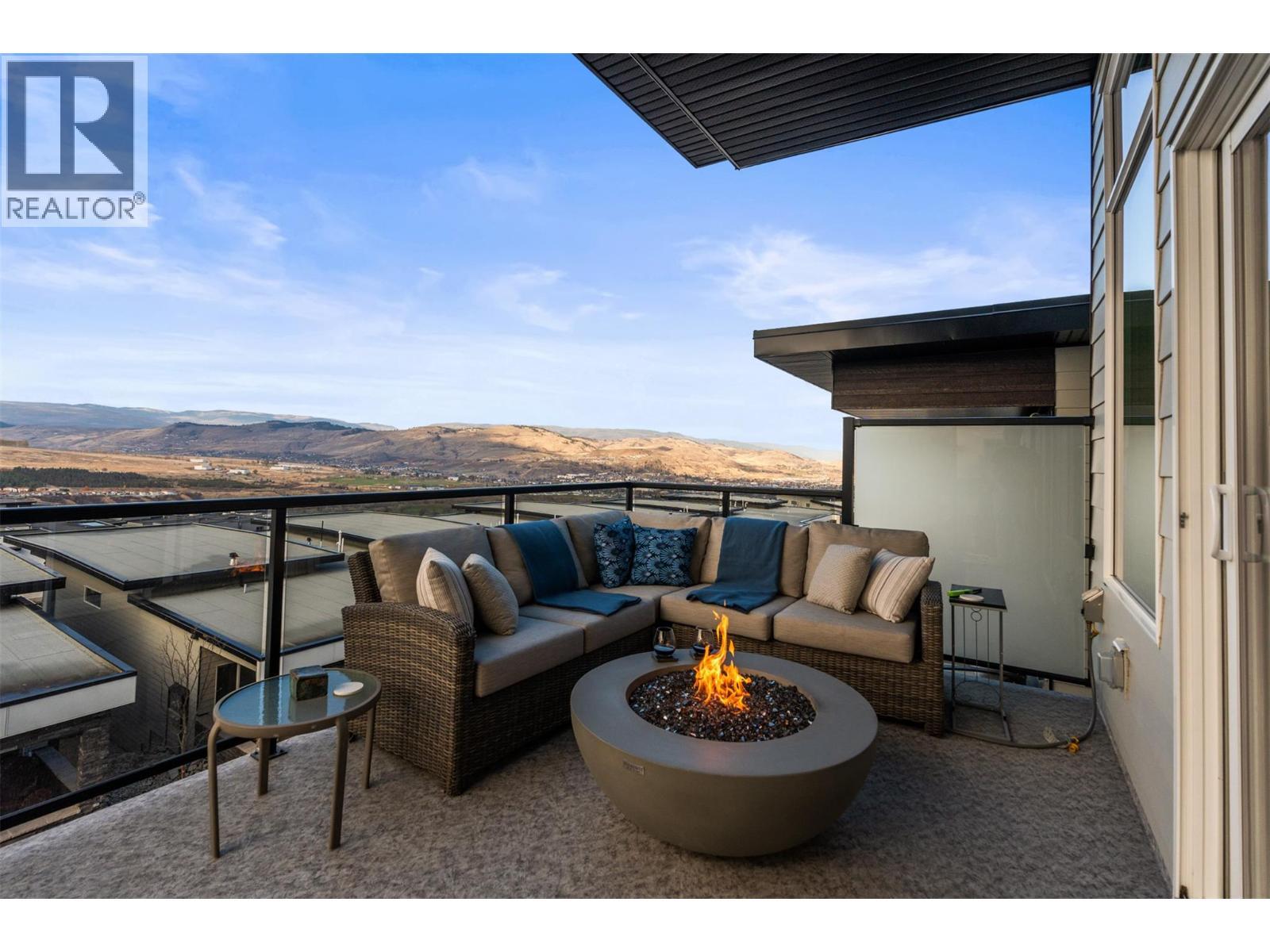 1000 Mt. Robson Place Unit# 37, Vernon, BC - Outdoor With Deck Patio Veranda With Exterior