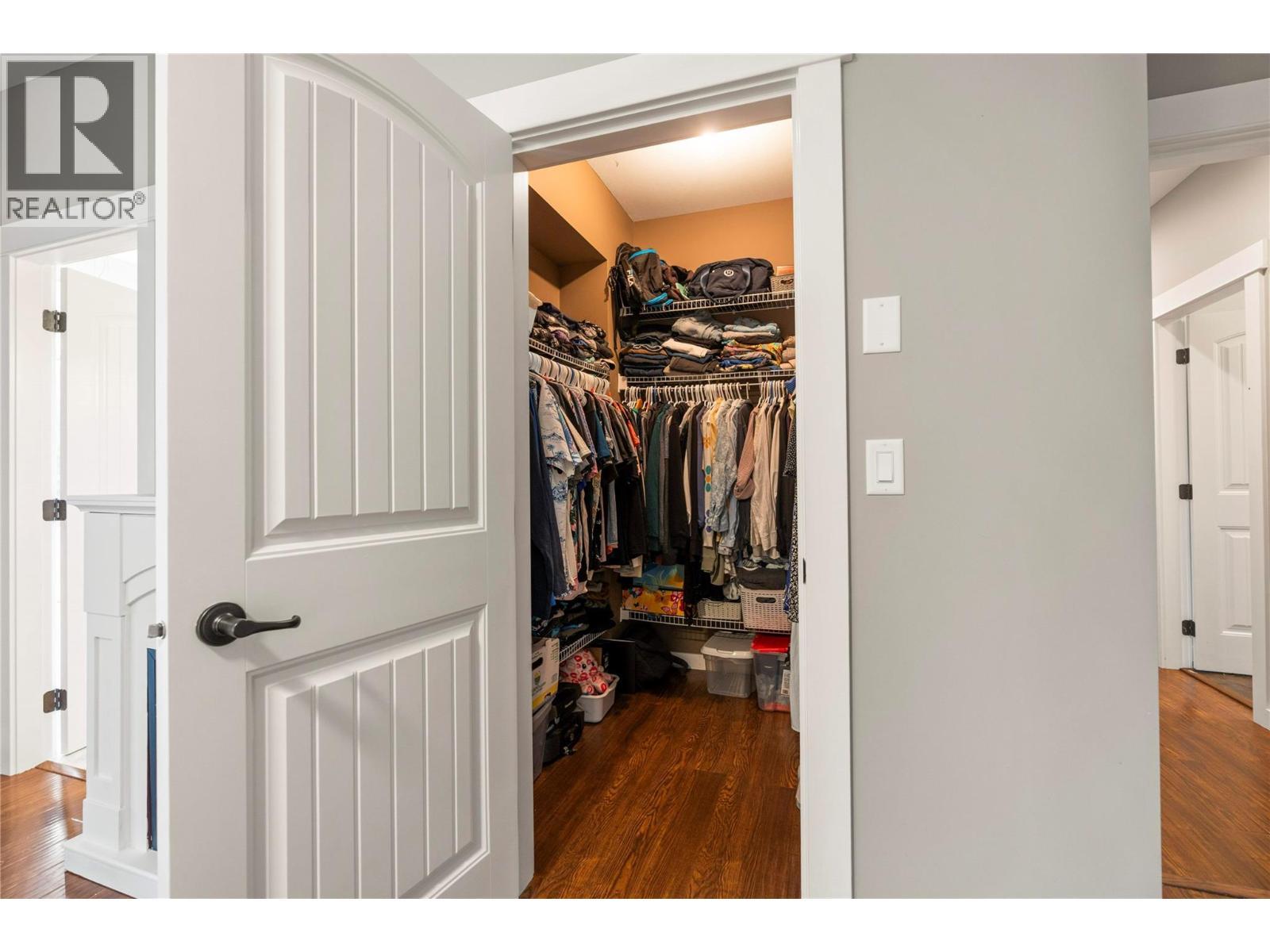 4322 Sharp Road, Spallumcheen, BC - Indoor