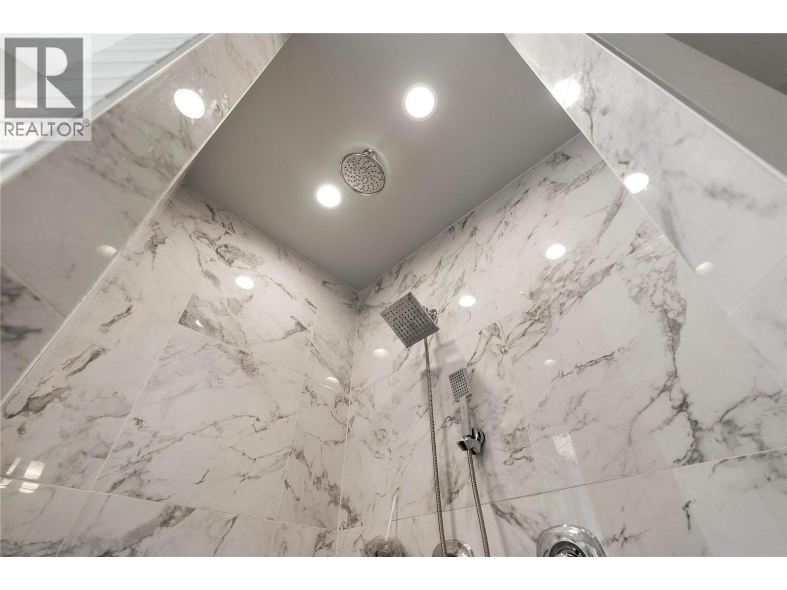 4322 Sharp Road, Spallumcheen, BC - Photo Showing Other Room