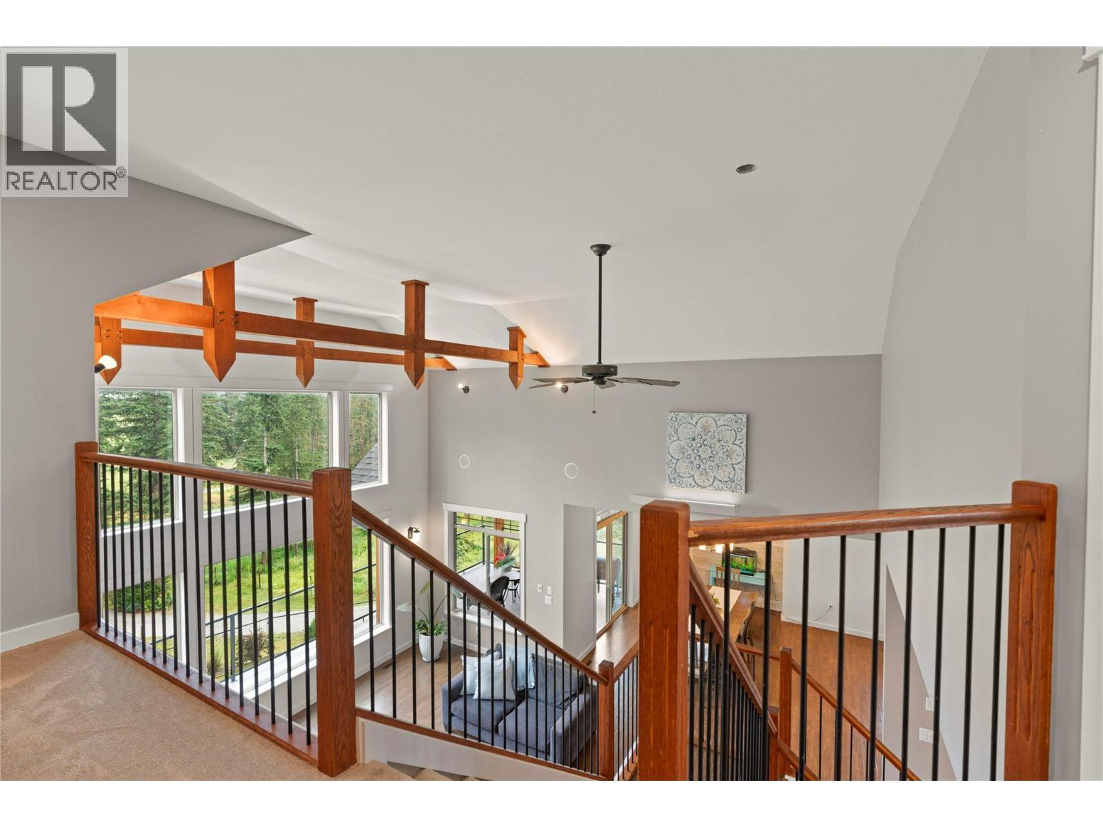 4322 Sharp Road, Spallumcheen, BC - Indoor Photo Showing Other Room