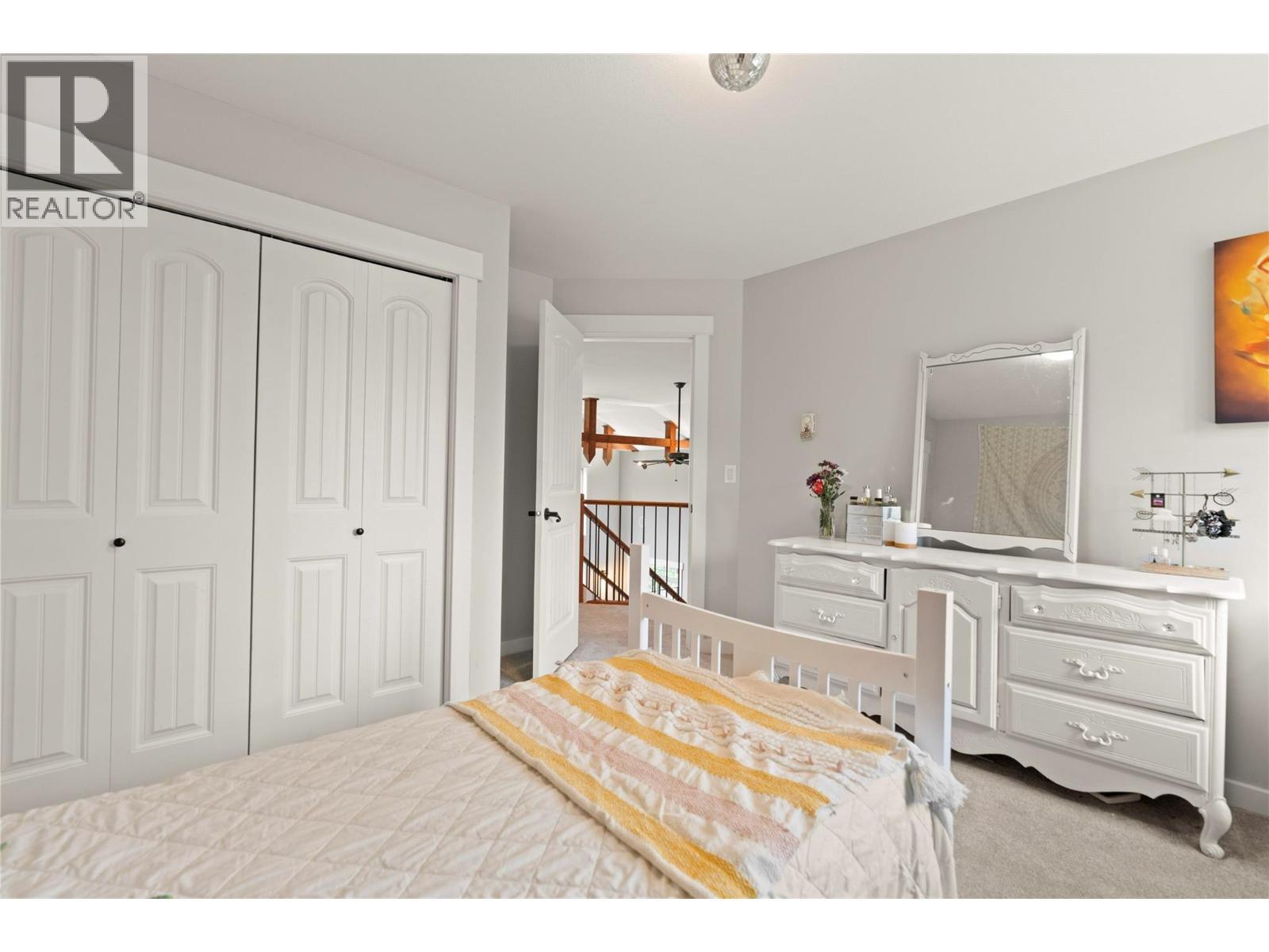 4322 Sharp Road, Spallumcheen, BC - Indoor Photo Showing Bedroom