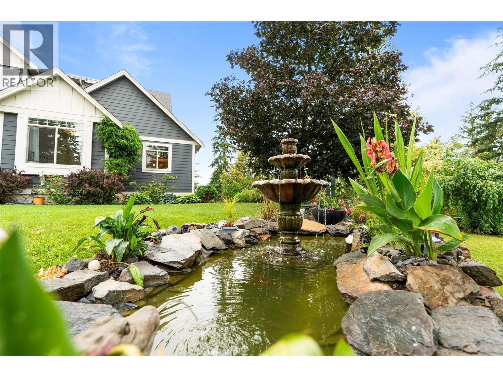 4322 Sharp Road, Spallumcheen, BC - Outdoor