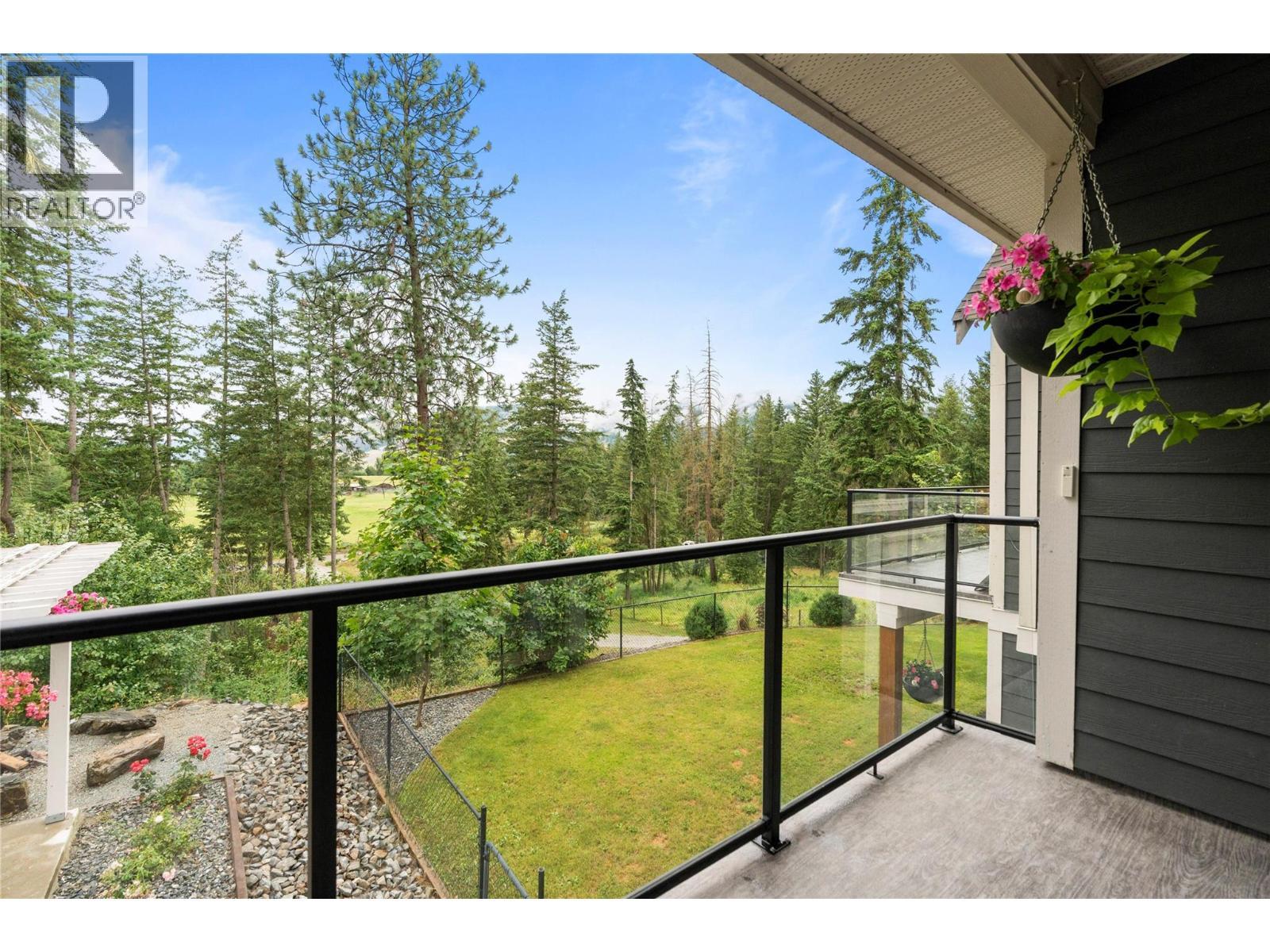 4322 Sharp Road, Spallumcheen, BC - Outdoor With Exterior