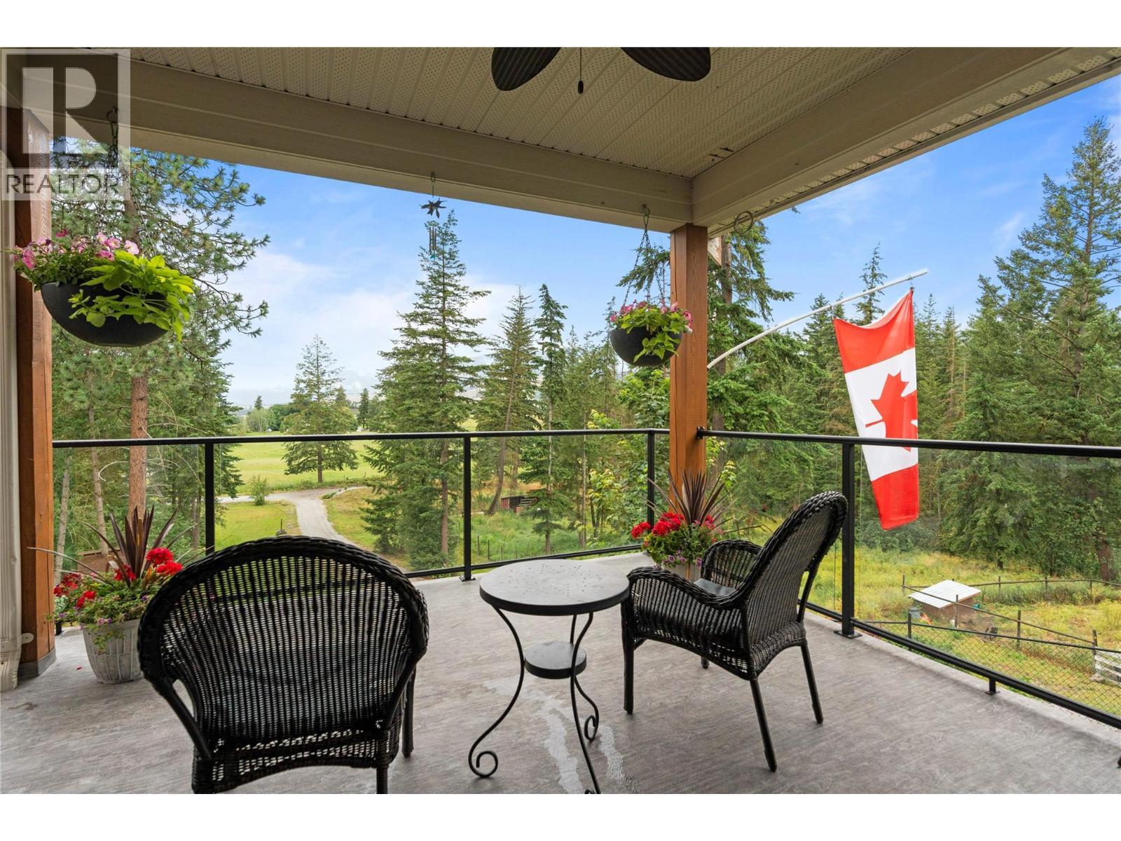 4322 Sharp Road, Spallumcheen, BC - Outdoor With Exterior