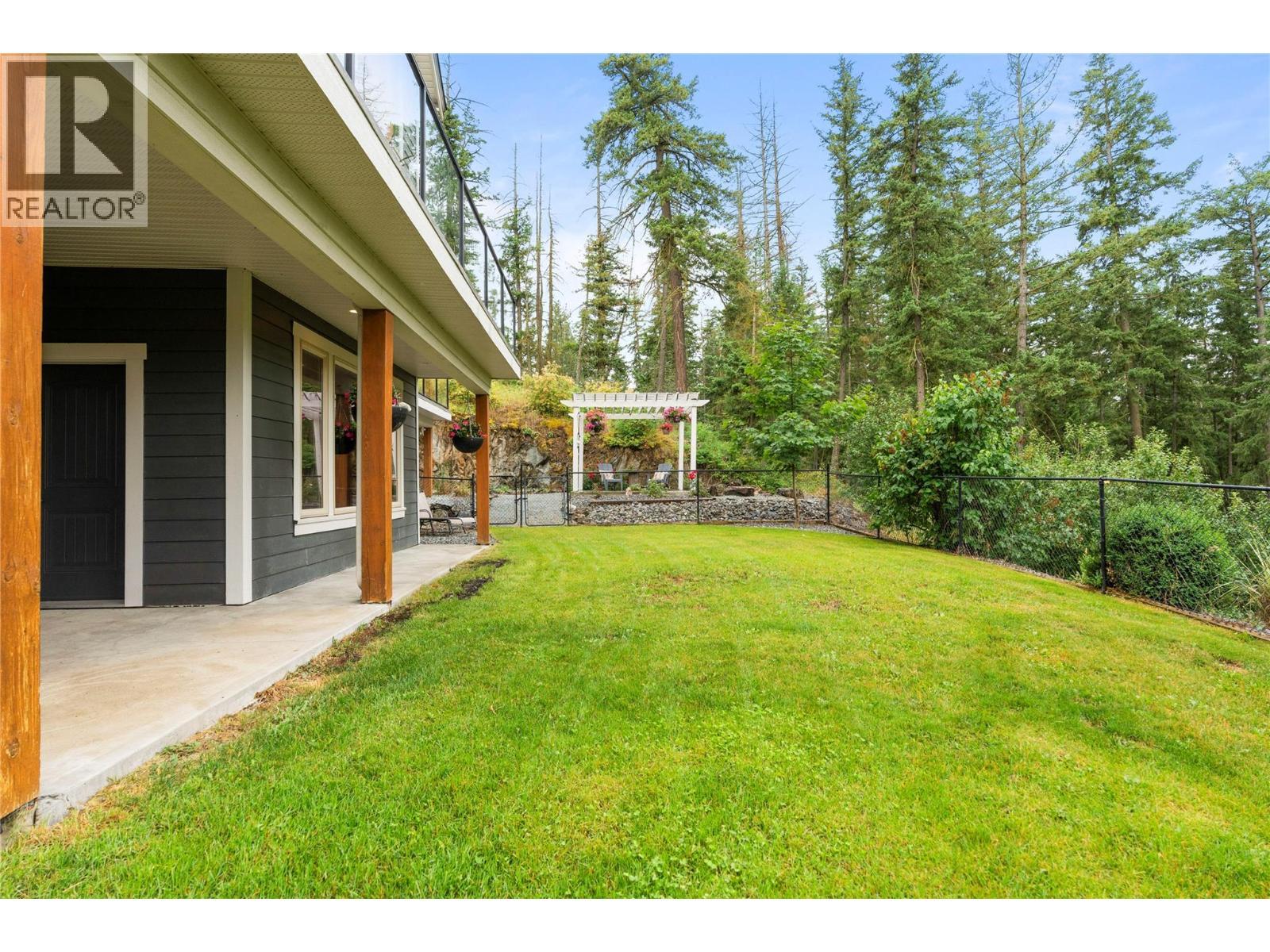 4322 Sharp Road, Spallumcheen, BC - Outdoor