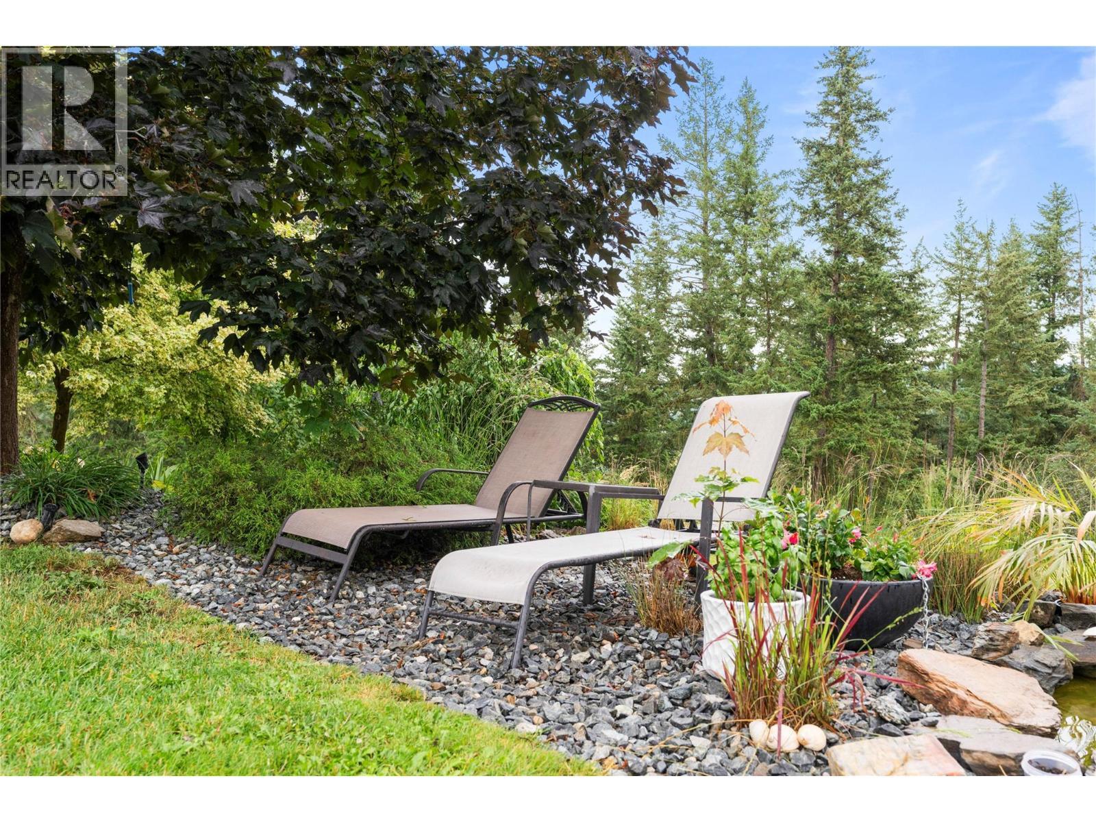4322 Sharp Road, Spallumcheen, BC - Outdoor