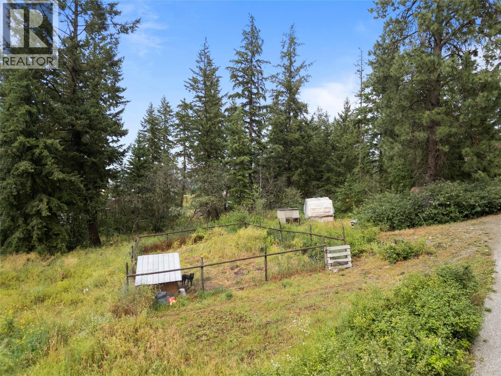 4322 Sharp Road, Spallumcheen, BC - Outdoor