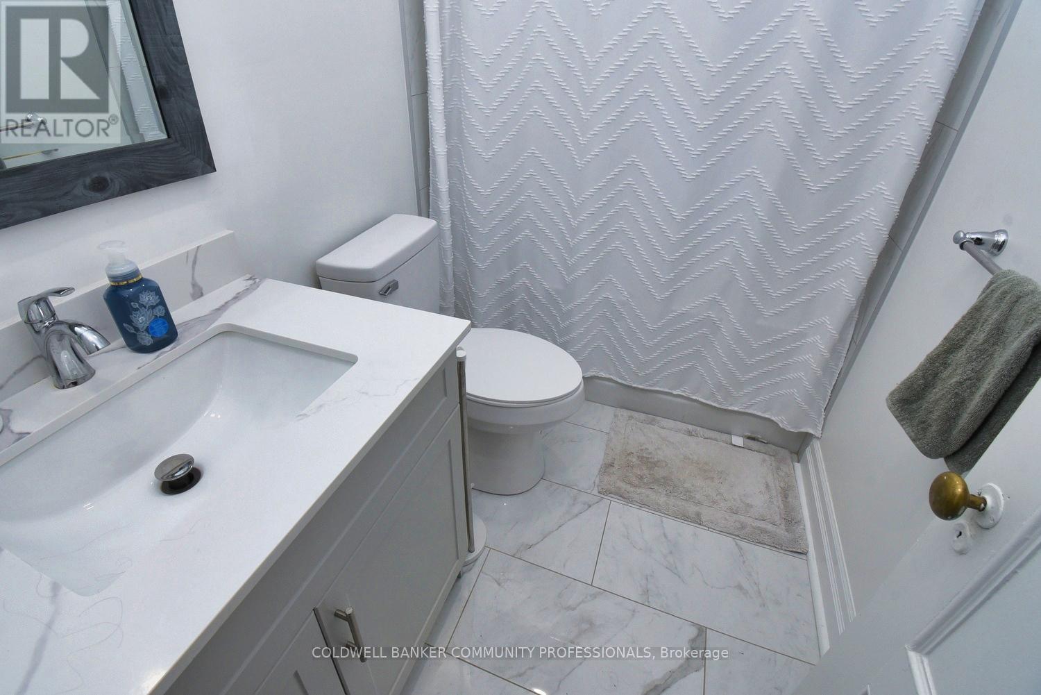 461 Dundurn Street S, Hamilton, ON - Indoor Photo Showing Bathroom