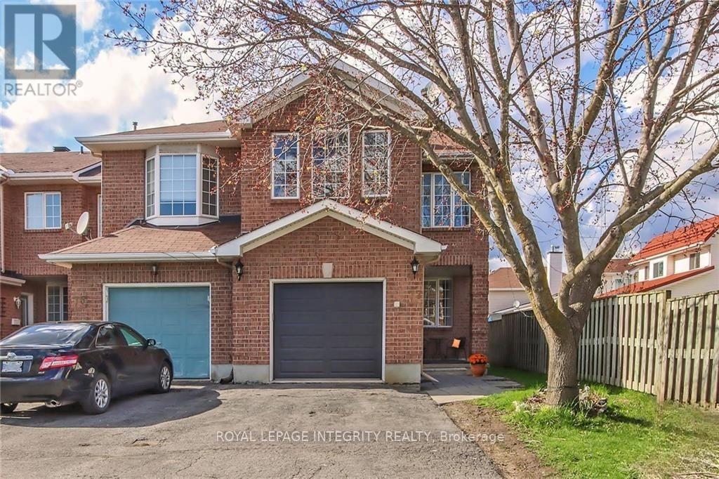 77 Daventry Crescent, Ottawa, ON - Outdoor