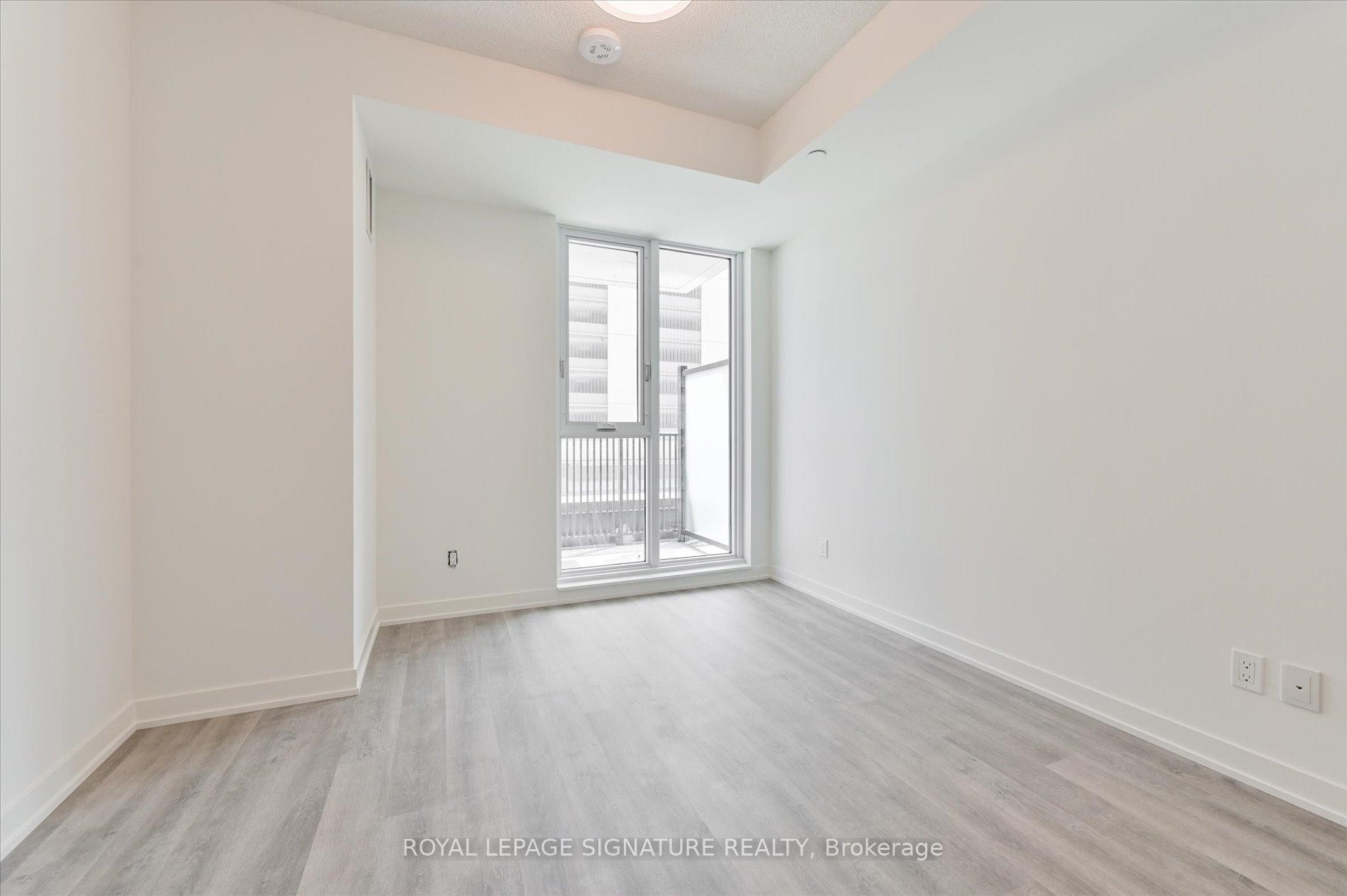 C315-38 Simcoe Promenade, Markham, ON - Indoor Photo Showing Other Room