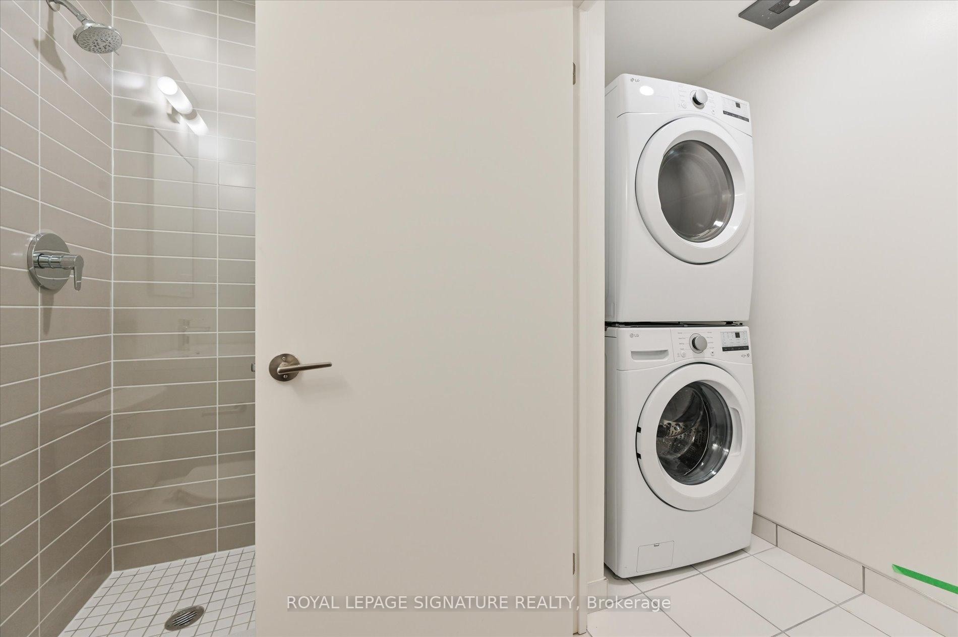 C315-38 Simcoe Promenade, Markham, ON - Indoor Photo Showing Laundry Room