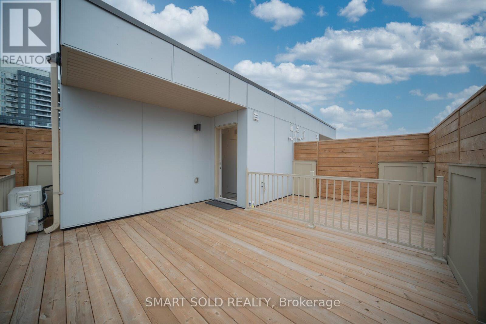 239 - 121 Honeycrisp Crescent, Vaughan, ON - Outdoor With Exterior