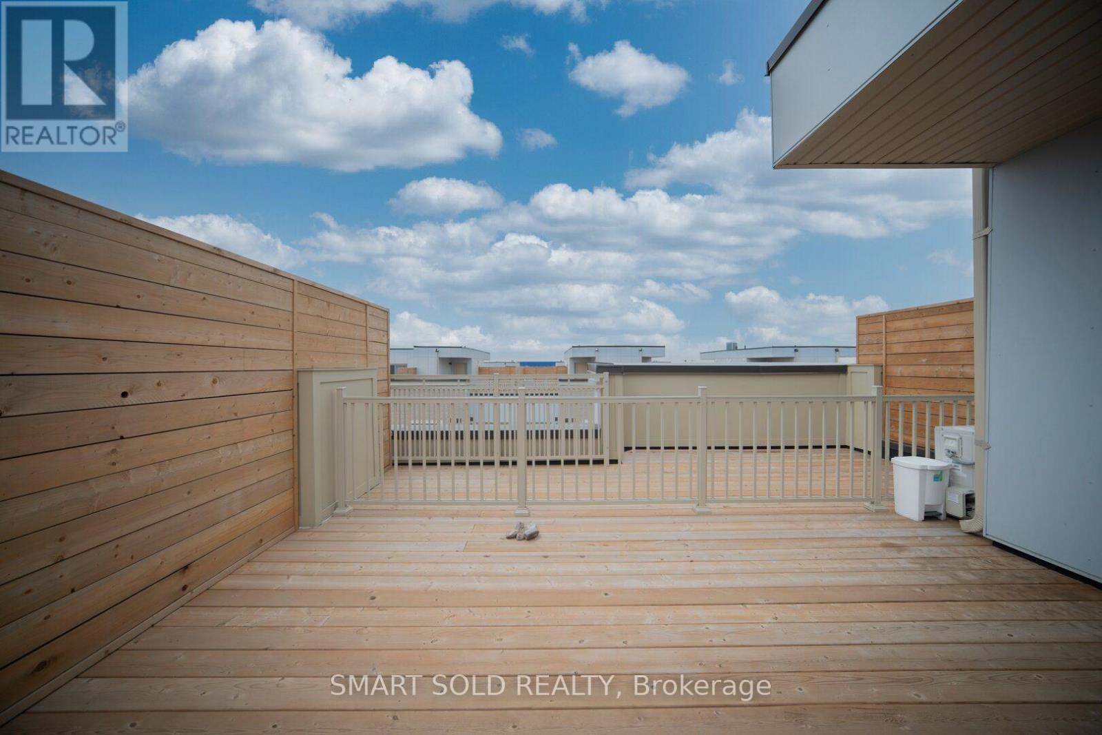 239 - 121 Honeycrisp Crescent, Vaughan, ON - Outdoor With Exterior