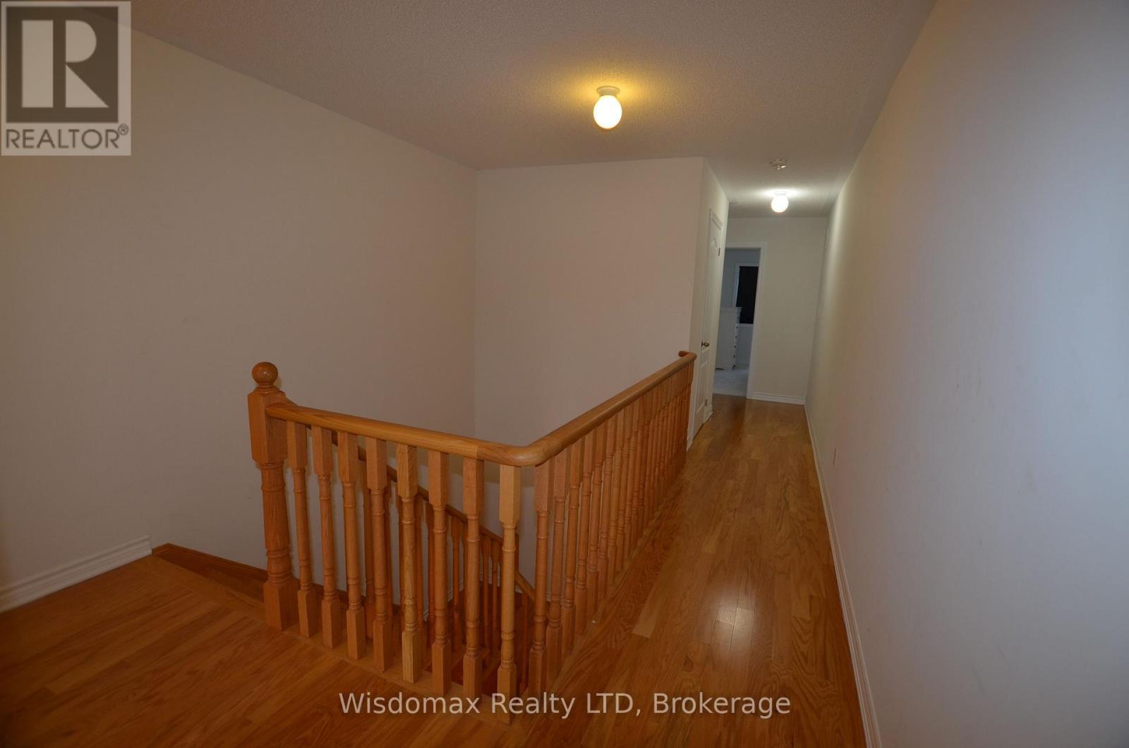 29 Palace Street, Thorold (Thorold Downtown), ON - Indoor Photo Showing Other Room