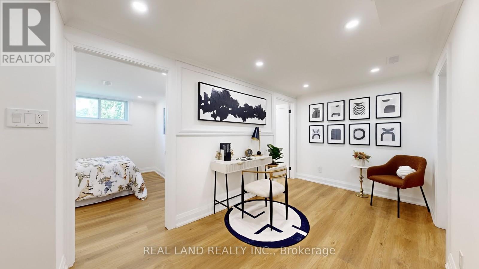 38 Cresthaven Drive, Toronto, ON - Indoor Photo Showing Other Room