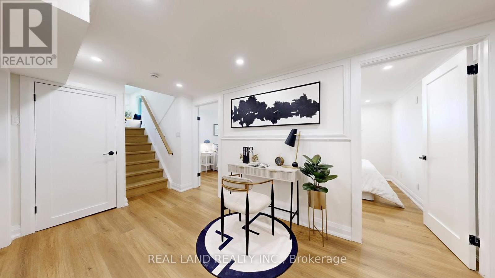 38 Cresthaven Drive, Toronto, ON - Indoor Photo Showing Other Room