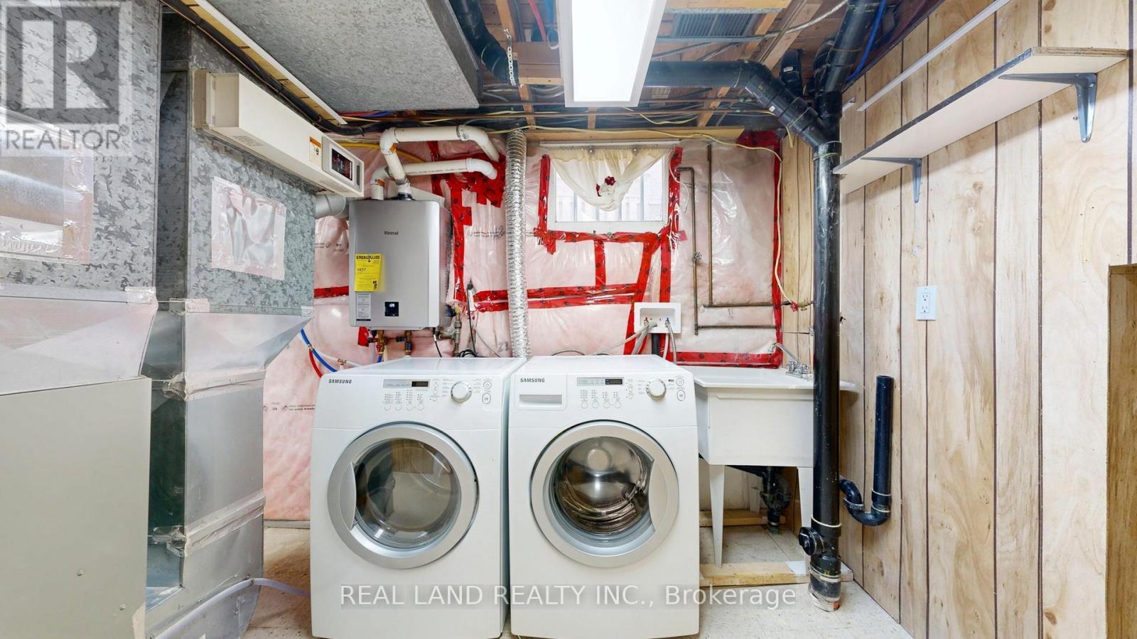38 Cresthaven Drive, Toronto, ON - Indoor Photo Showing Laundry Room