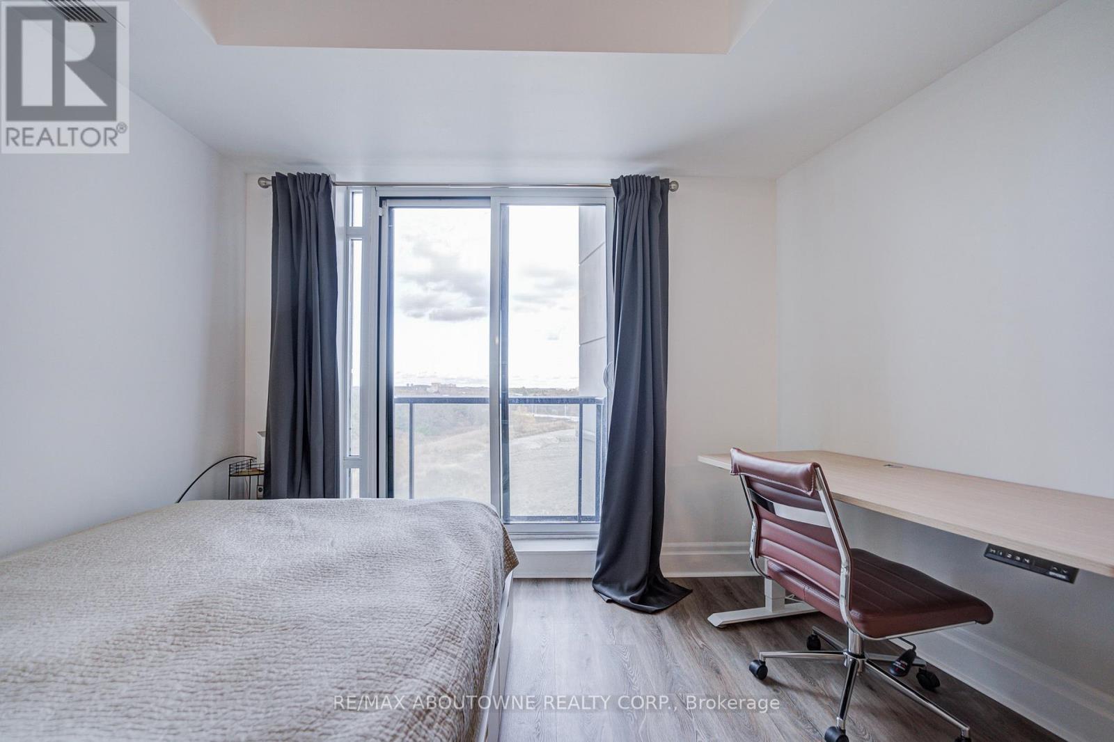 609 - 151 Upper Duke Crescent, Markham, ON - Indoor Photo Showing Bedroom