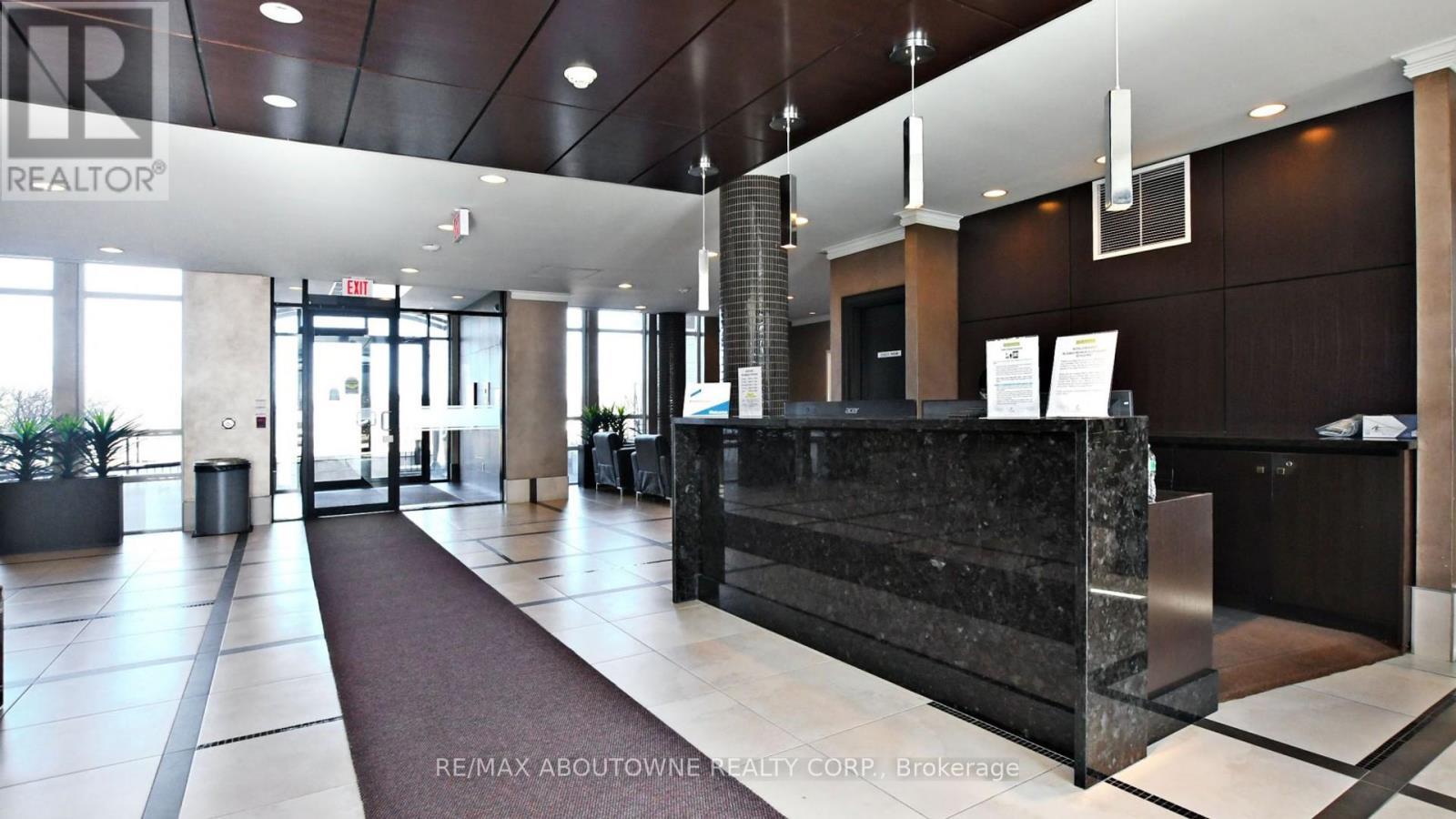 609 - 151 Upper Duke Crescent, Markham, ON - Indoor Photo Showing Other Room