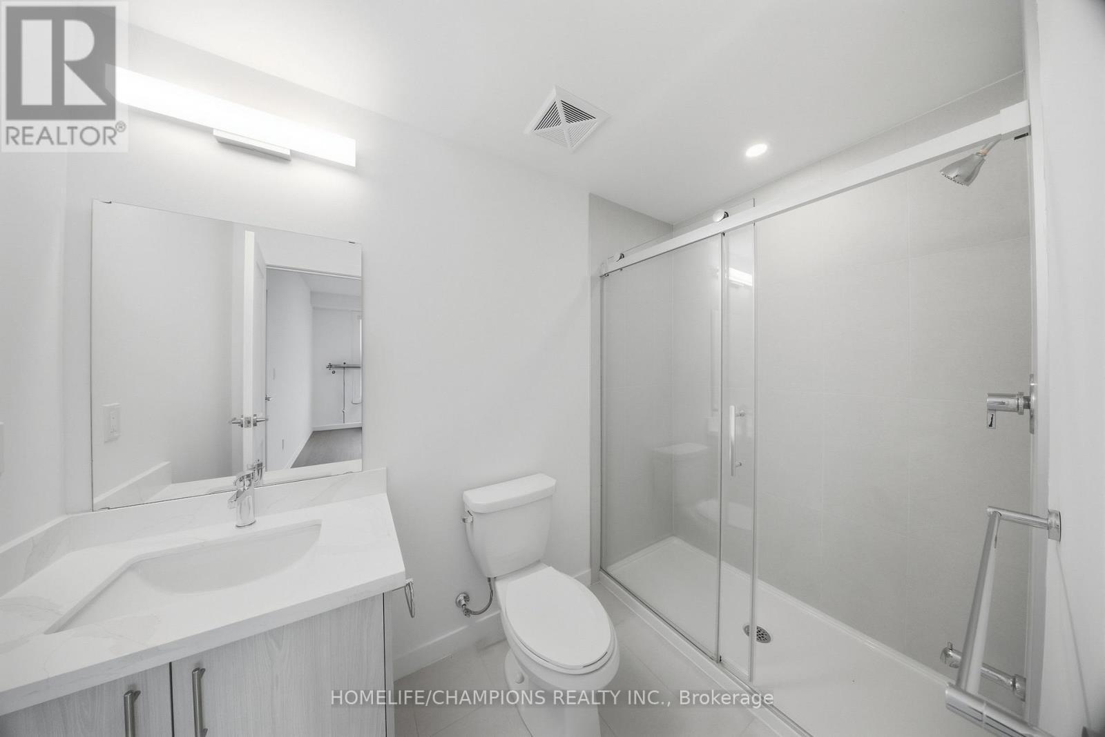 14 - 3175 Denison St Street, Markham, ON - Indoor Photo Showing Bathroom
