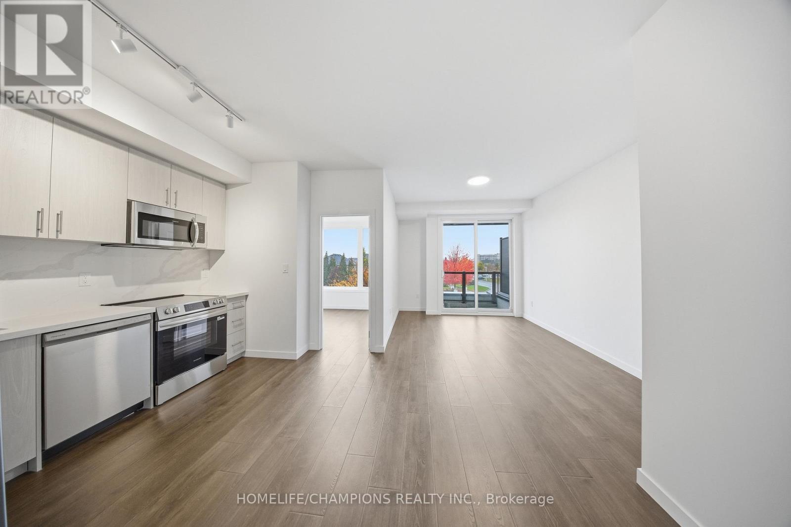 14 - 3175 Denison St Street, Markham, ON - Indoor Photo Showing Kitchen