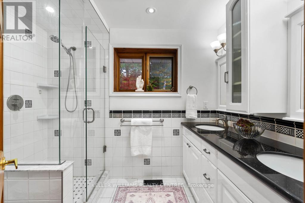 50 Skyview Crescent, Toronto, ON - Indoor Photo Showing Bathroom