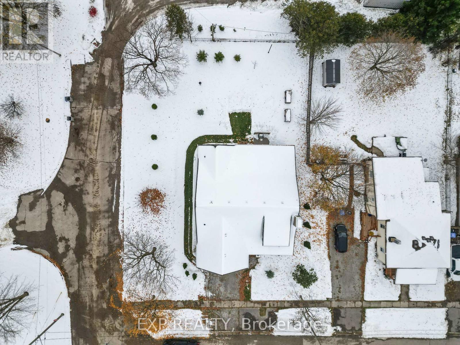 298 John Street, Warwick (Watford), ON - Outdoor