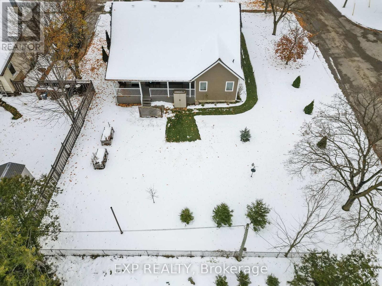 298 John Street, Warwick (Watford), ON - Outdoor