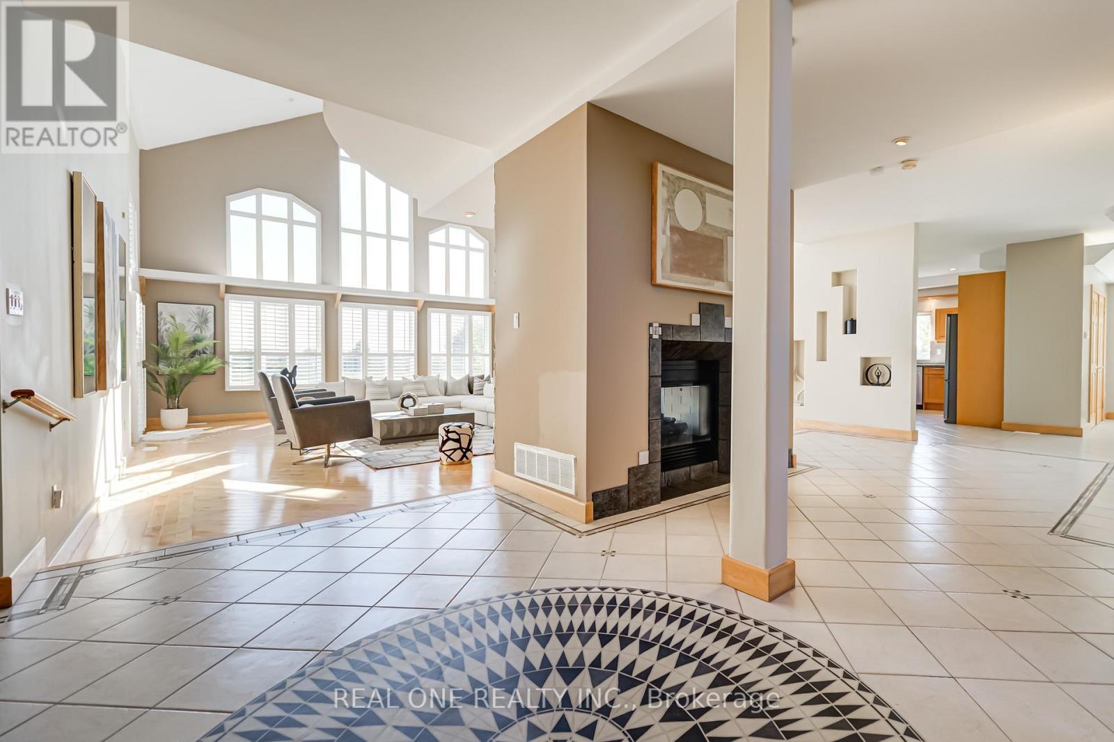 2477 Hornes Road, East Gwillimbury, ON - Indoor