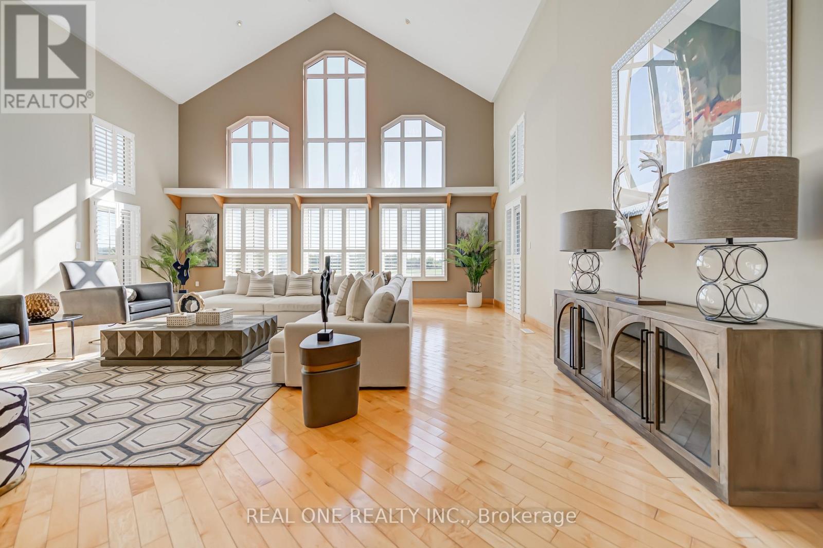 2477 Hornes Road, East Gwillimbury, ON - Indoor