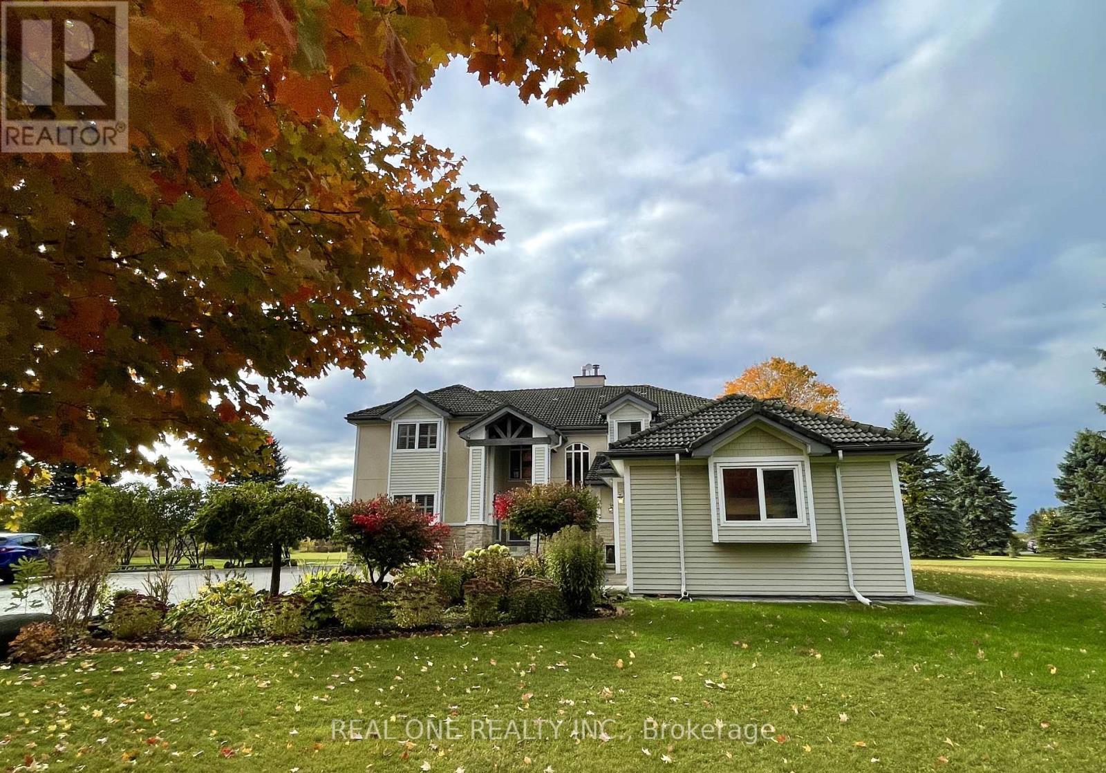 2477 Hornes Road, East Gwillimbury, ON - Outdoor