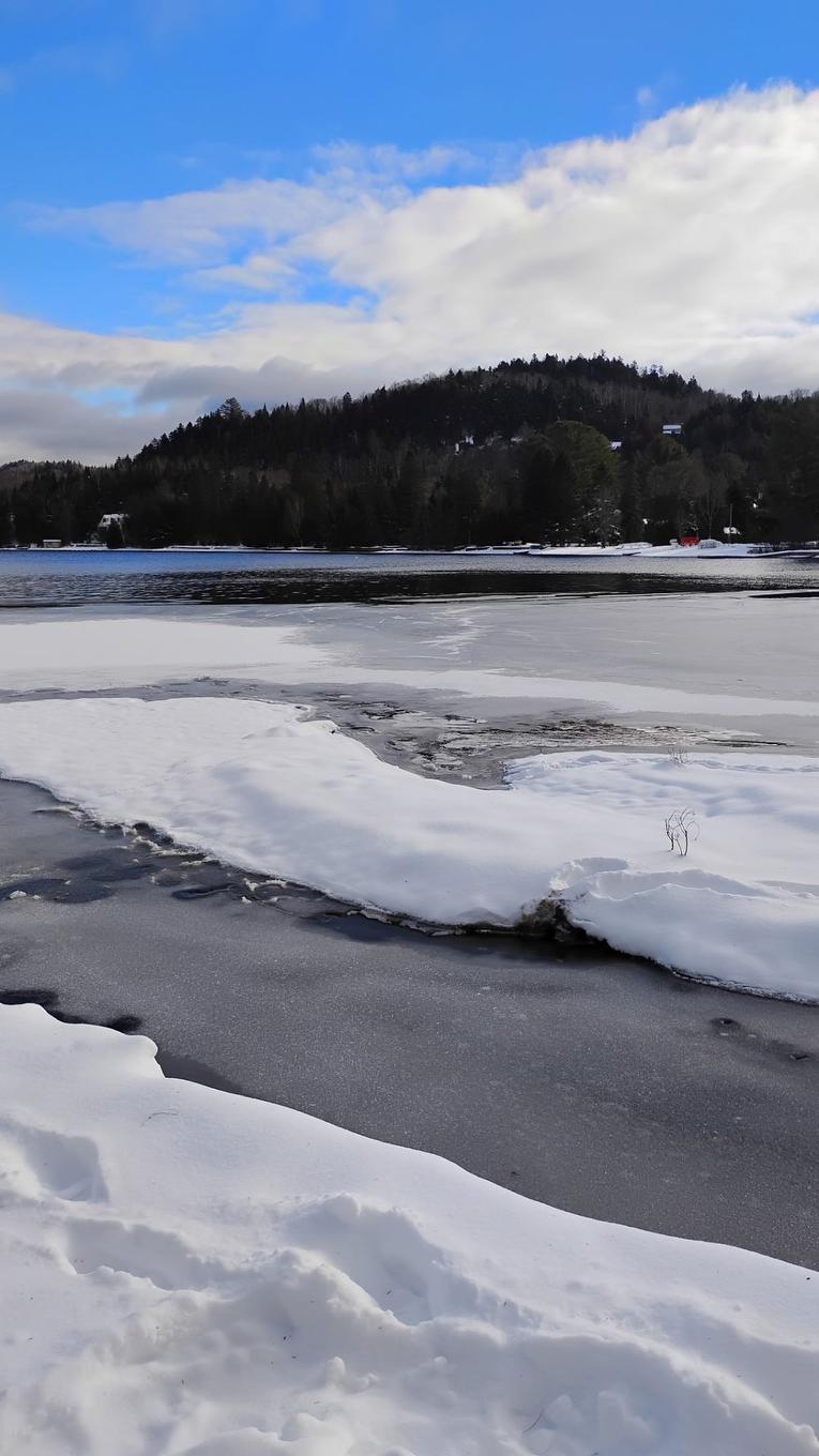Access to a body of water - 95 Rue Du Campeur, Val-Morin, QC - Outdoor With View